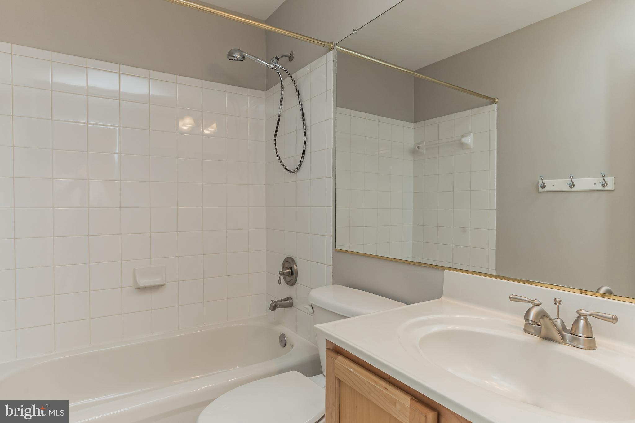 POTOMAC STATION - Residential