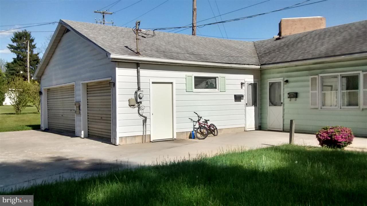Renovated Ranch duplex, 2-Bedroom apartment offers new painting, w/w carpeting, new vinyl din.area. Full Bath=tub,shower, linen closet & exhaust fan. Elect.water heater. Kitchen includes electric range, hood and refrigerator. 2 window AC units and LR ceiling fan. Dining has slider door to patio. Private entrance. Off St parking for one vehicle. Private entrance. M.Bedrm. W/walk-in closet. Rent includes water. Application w/fee & Sec Dep required. NO PETS. No Smoking.