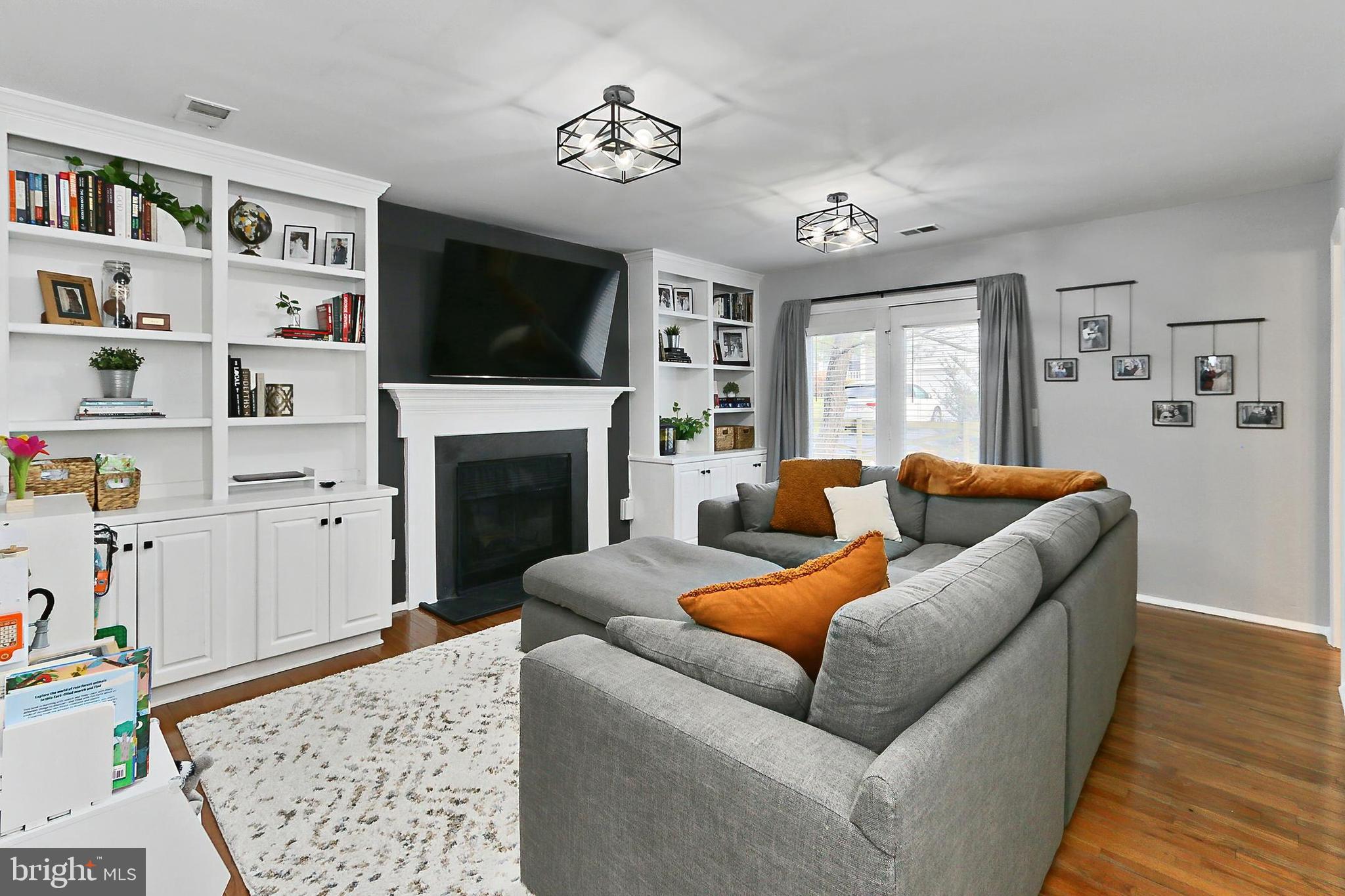 COUNTRYSIDE - Residential