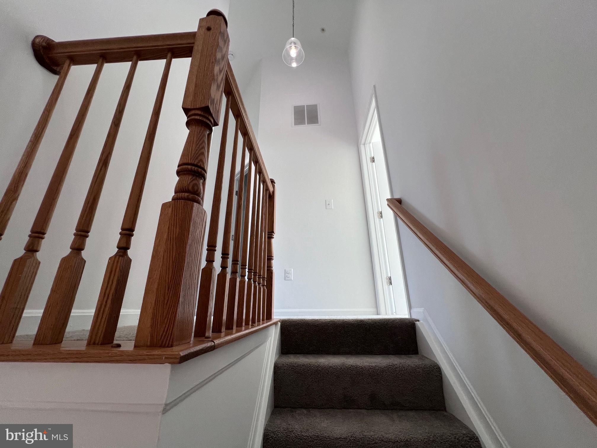 STONEY BEACH - Residential