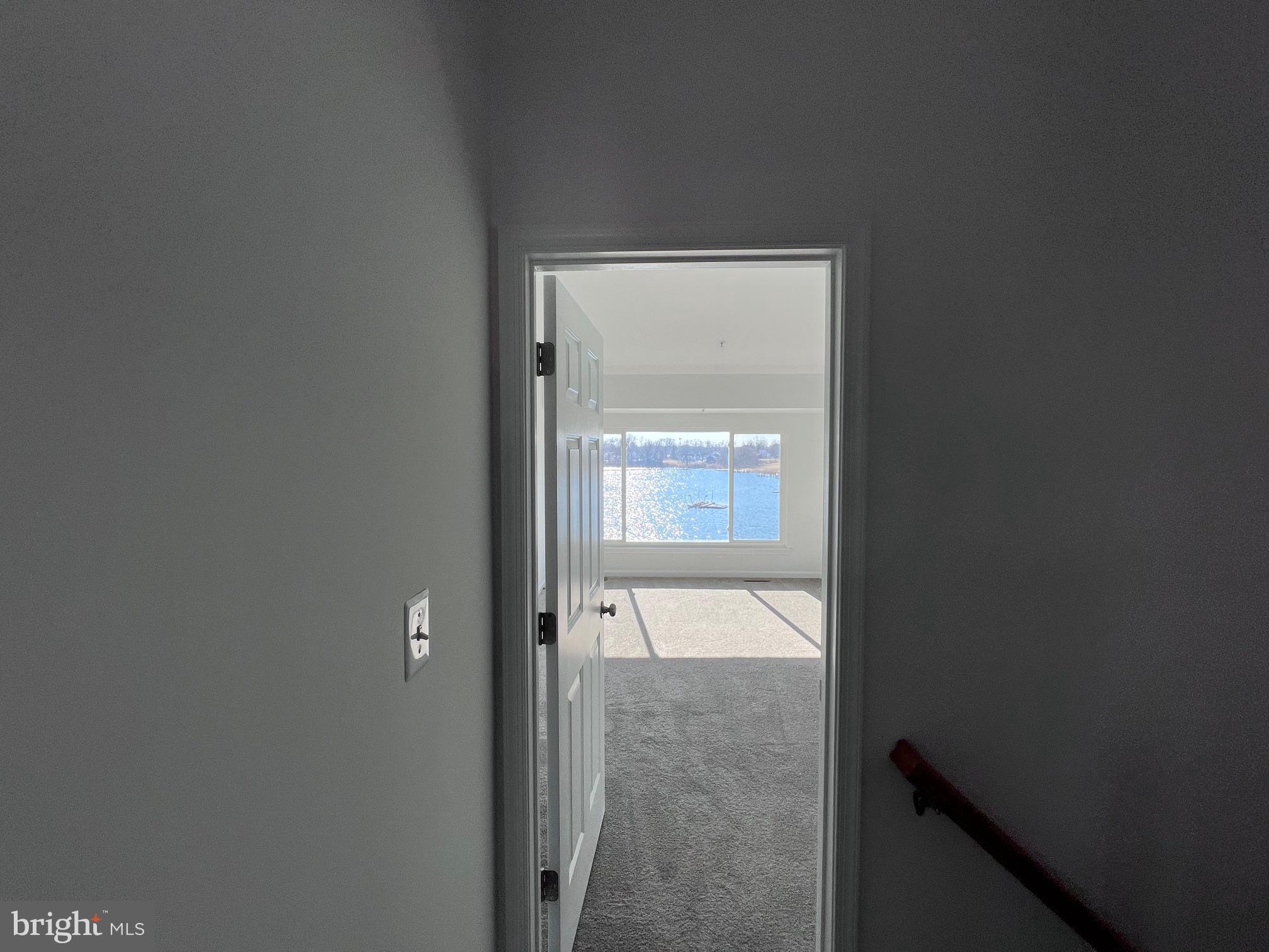 STONEY BEACH - Residential