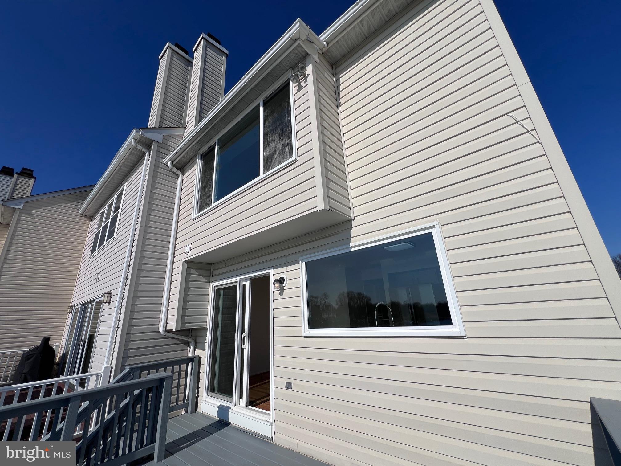 STONEY BEACH - Residential