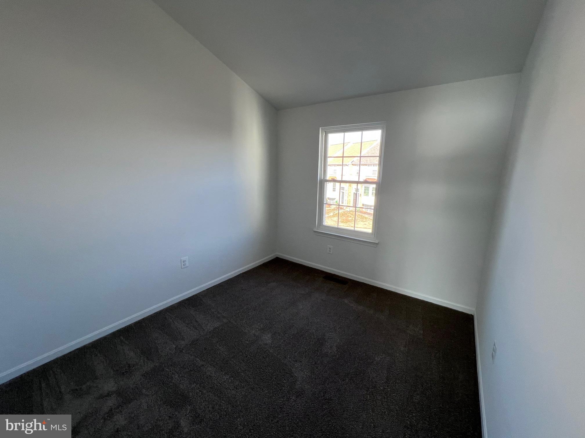 STONEY BEACH - Residential