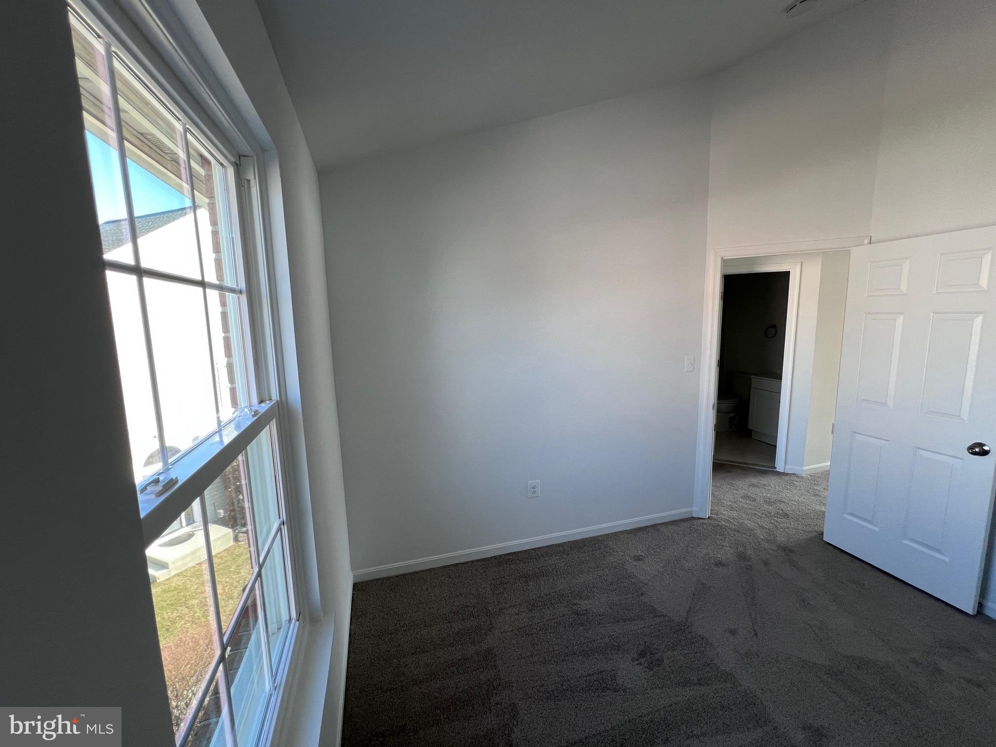 STONEY BEACH - Residential