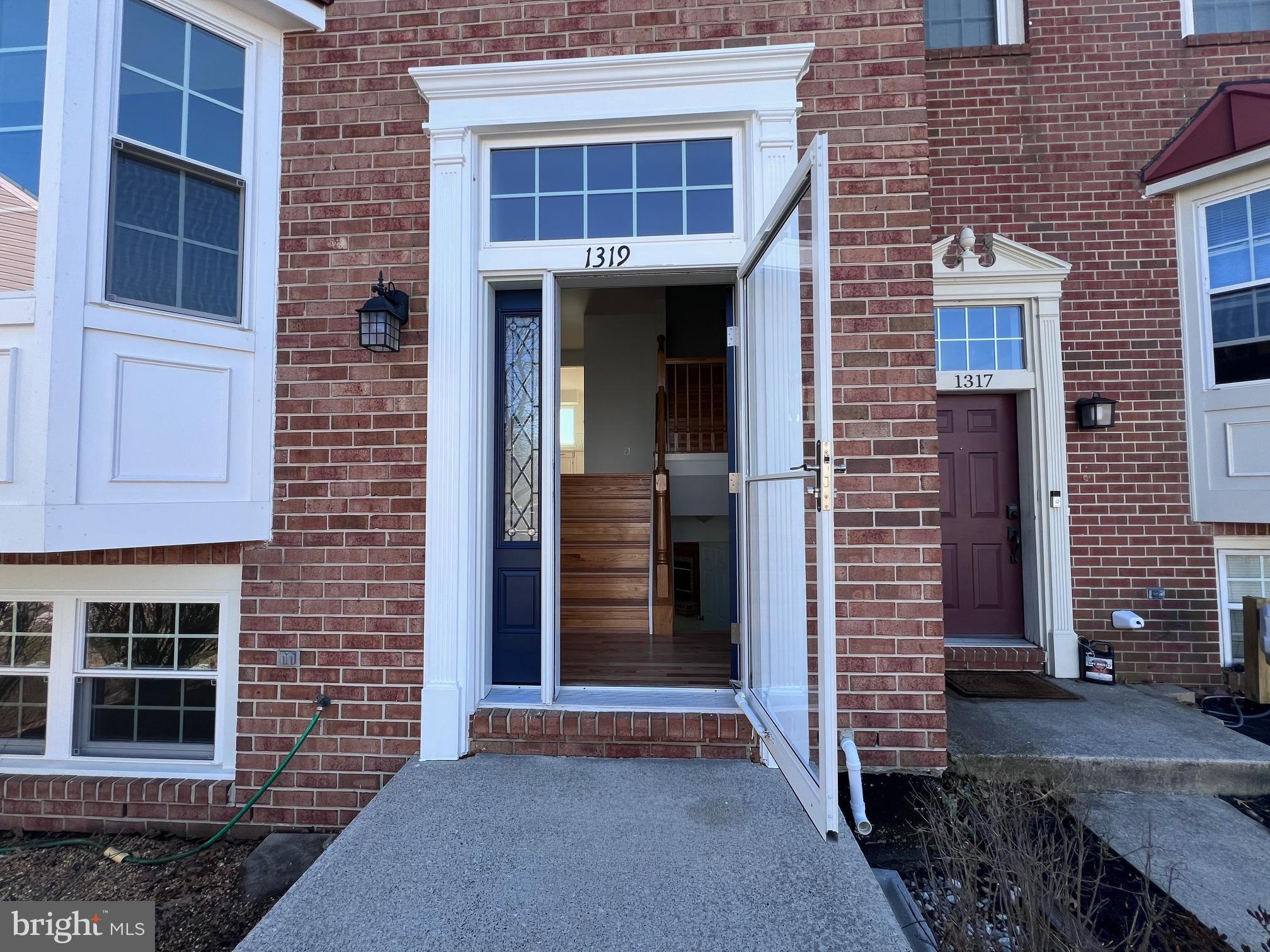 STONEY BEACH - Residential