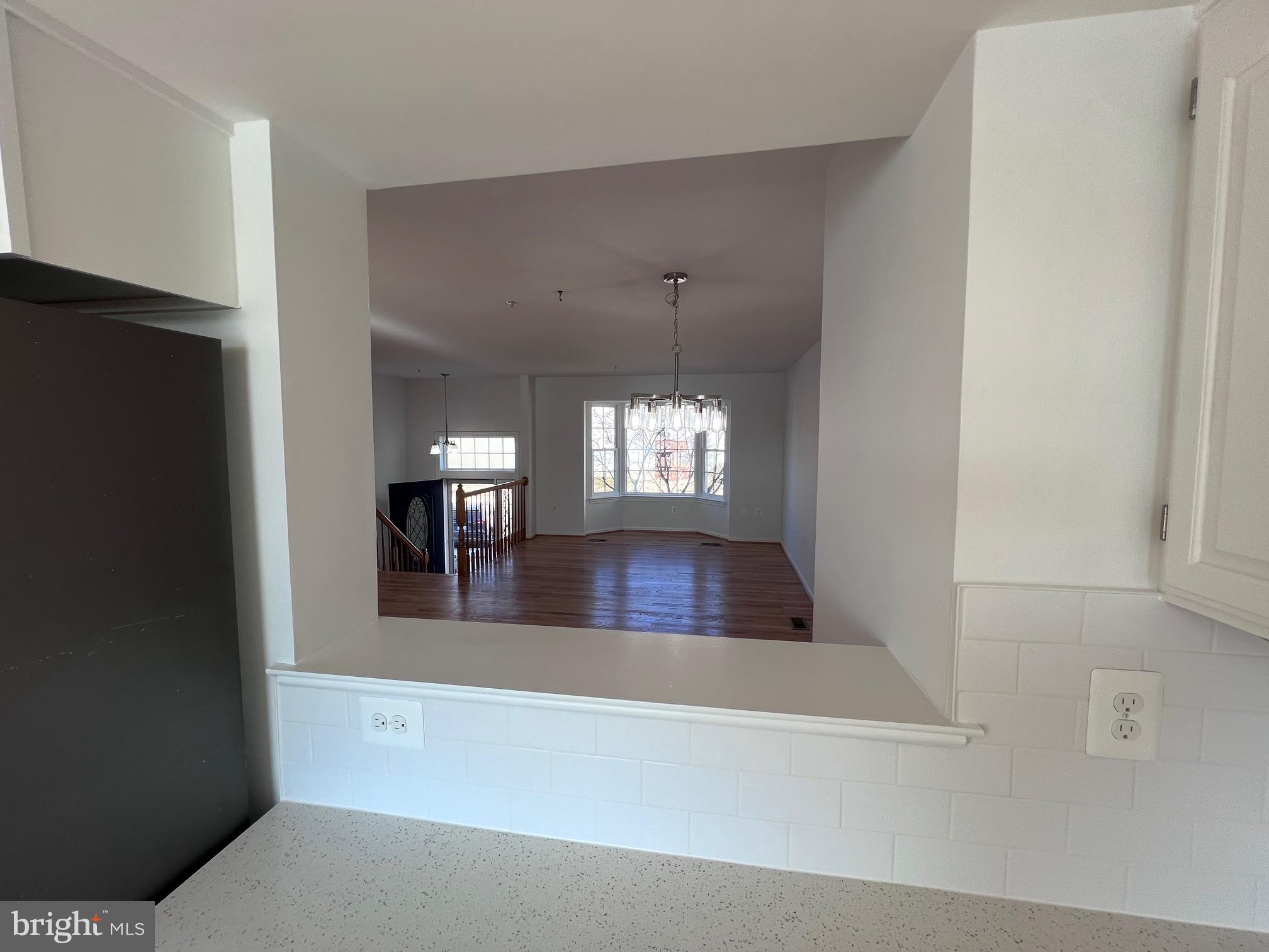 STONEY BEACH - Residential