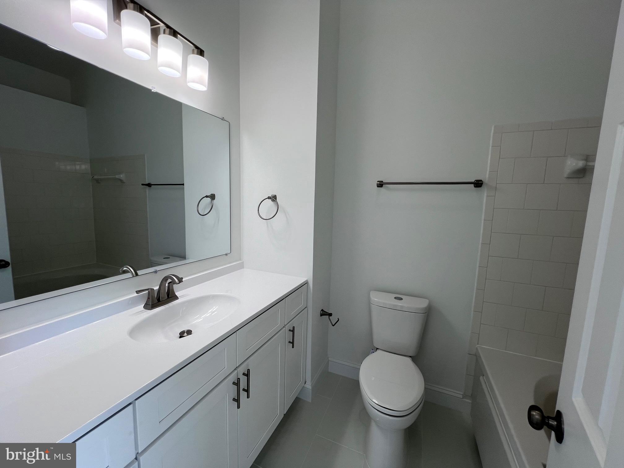 STONEY BEACH - Residential