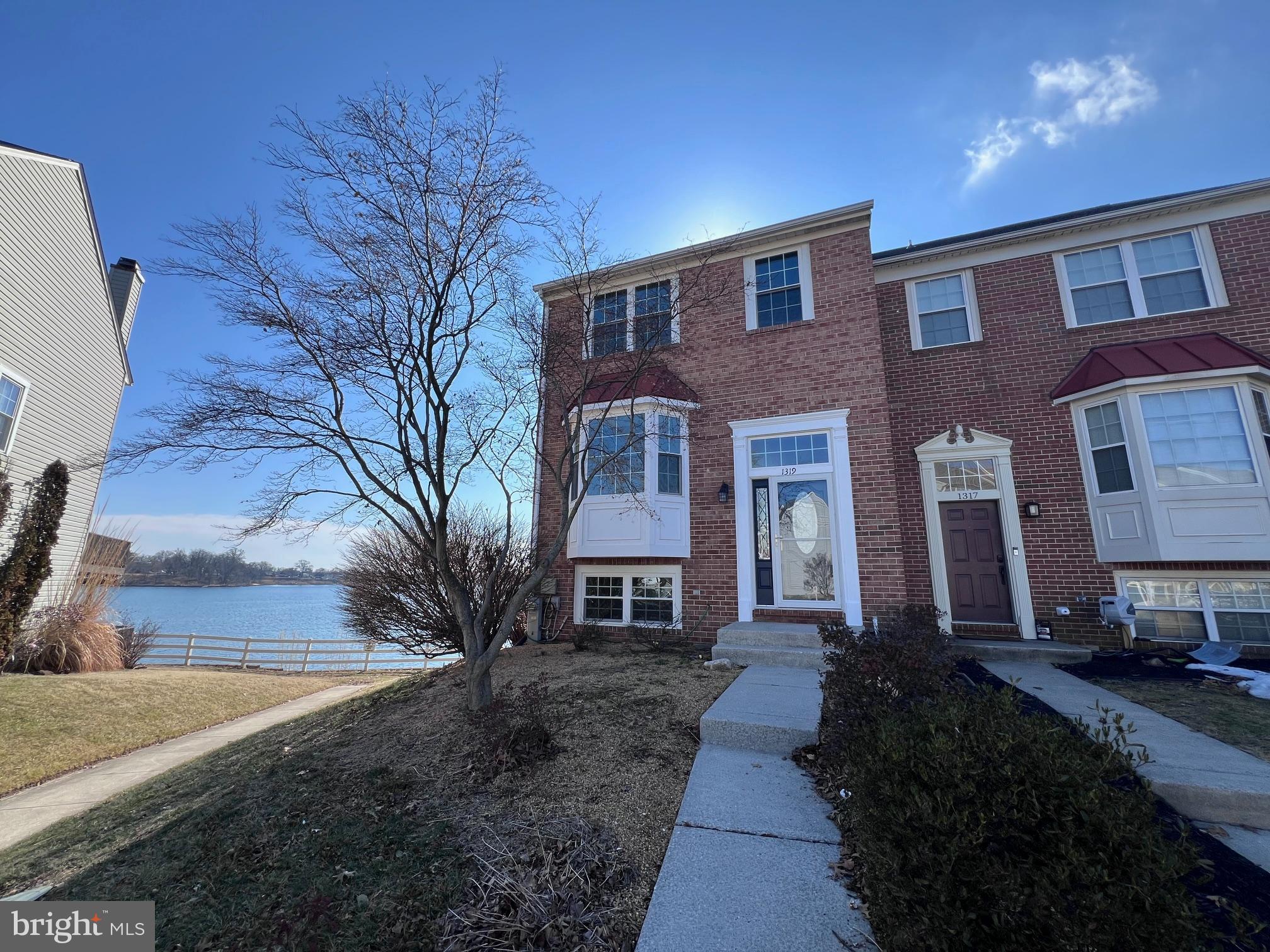 STONEY BEACH - Residential