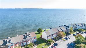 STONEY BEACH - Residential