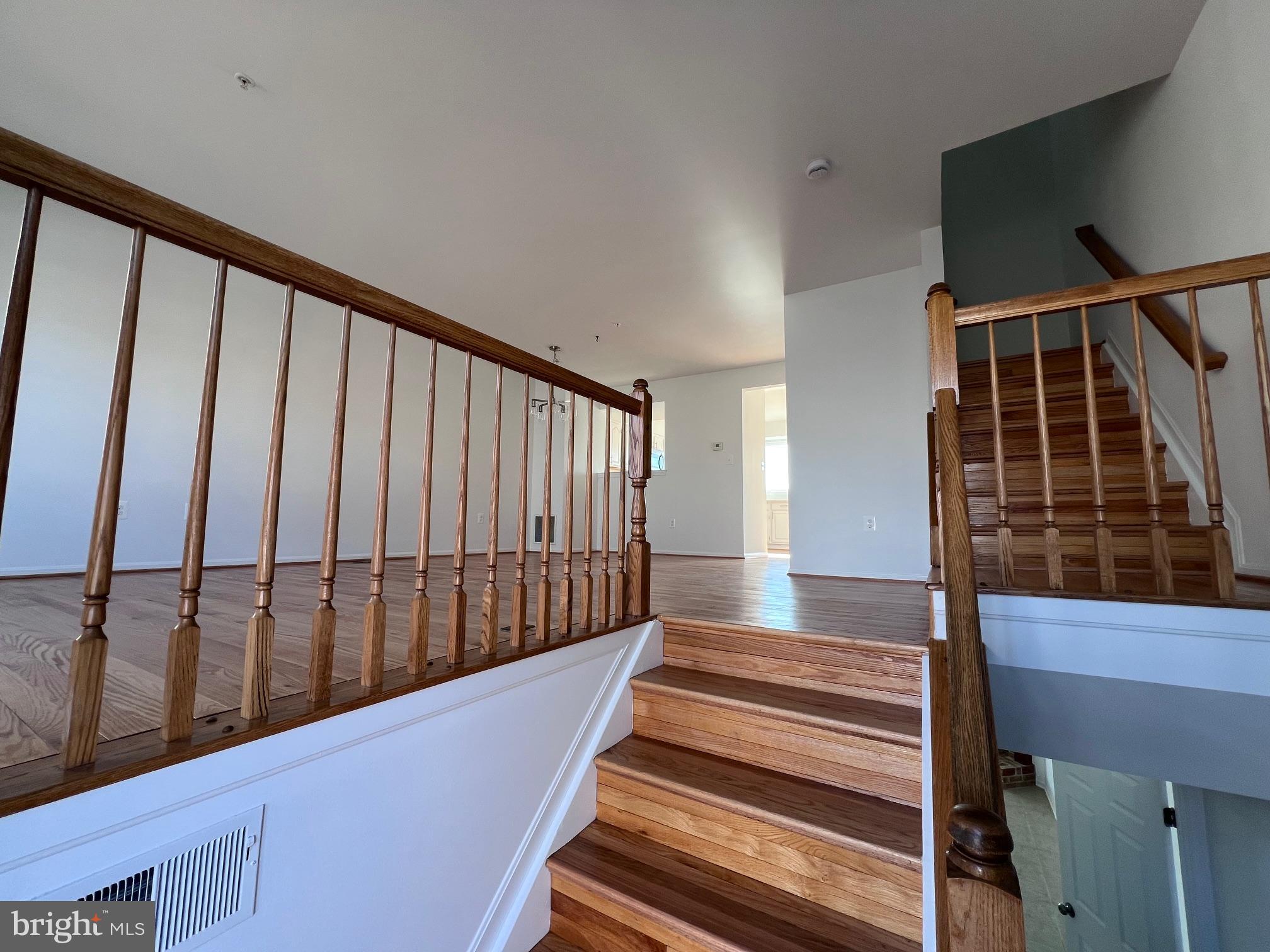 STONEY BEACH - Residential