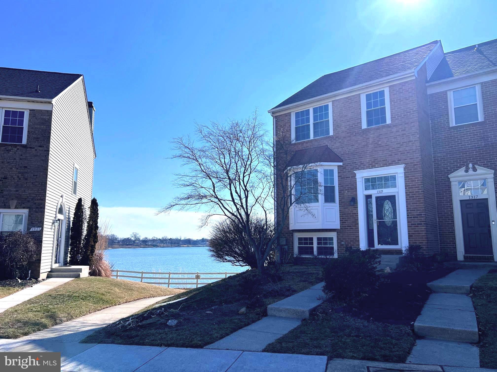 STONEY BEACH - Residential