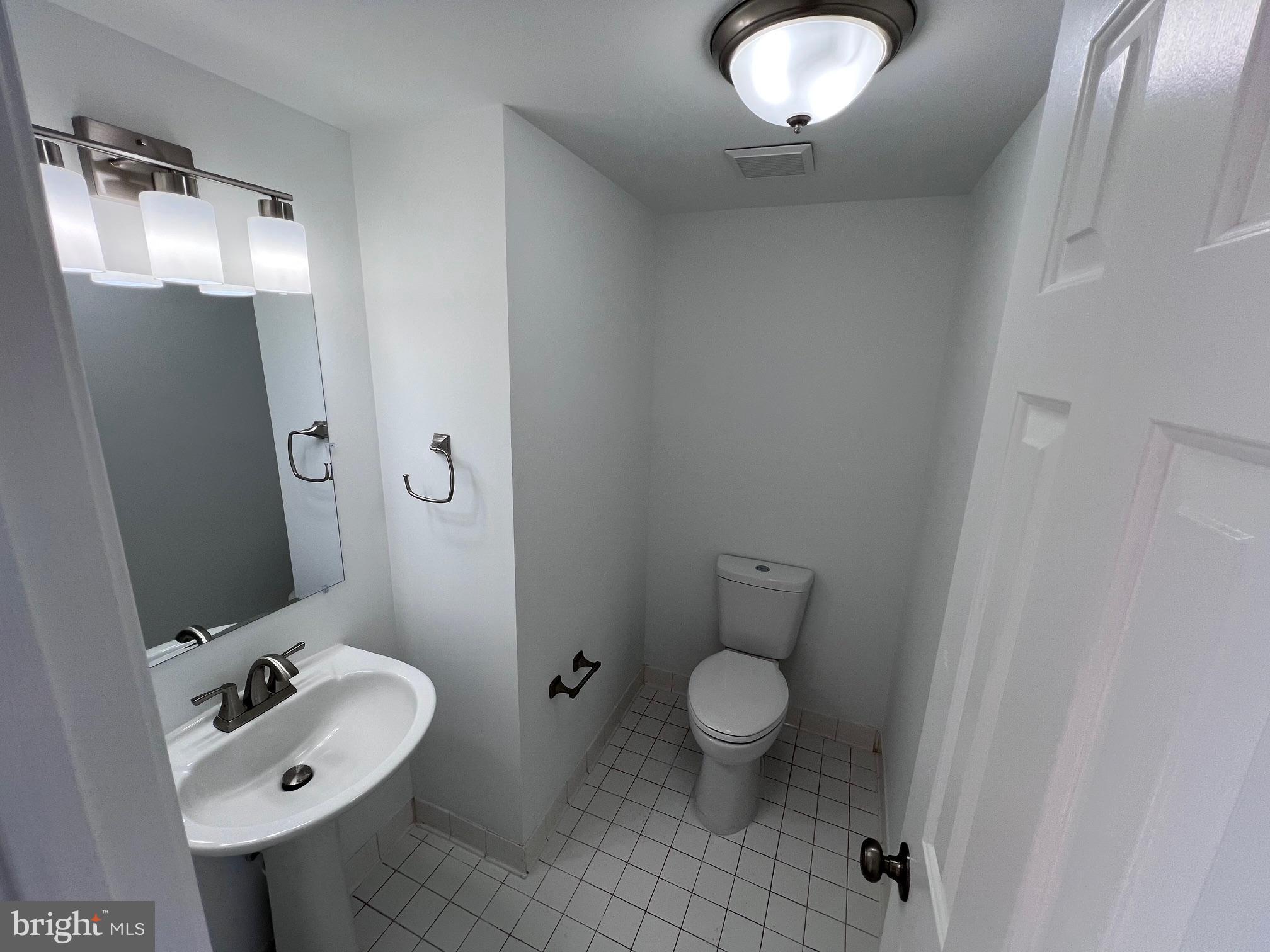 STONEY BEACH - Residential