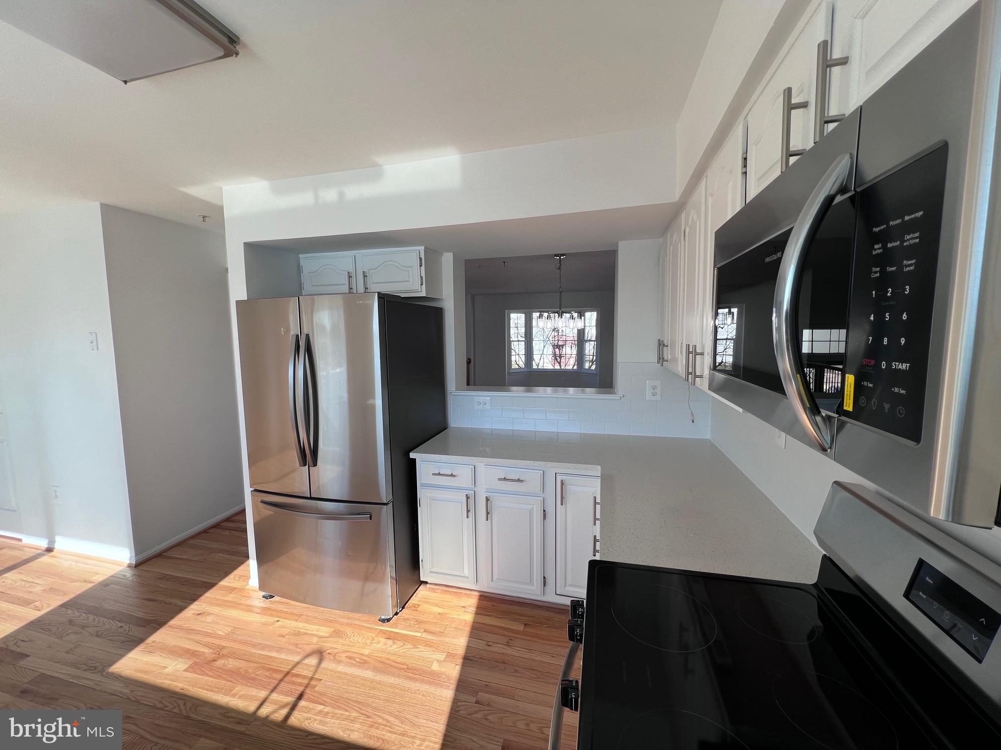 STONEY BEACH - Residential