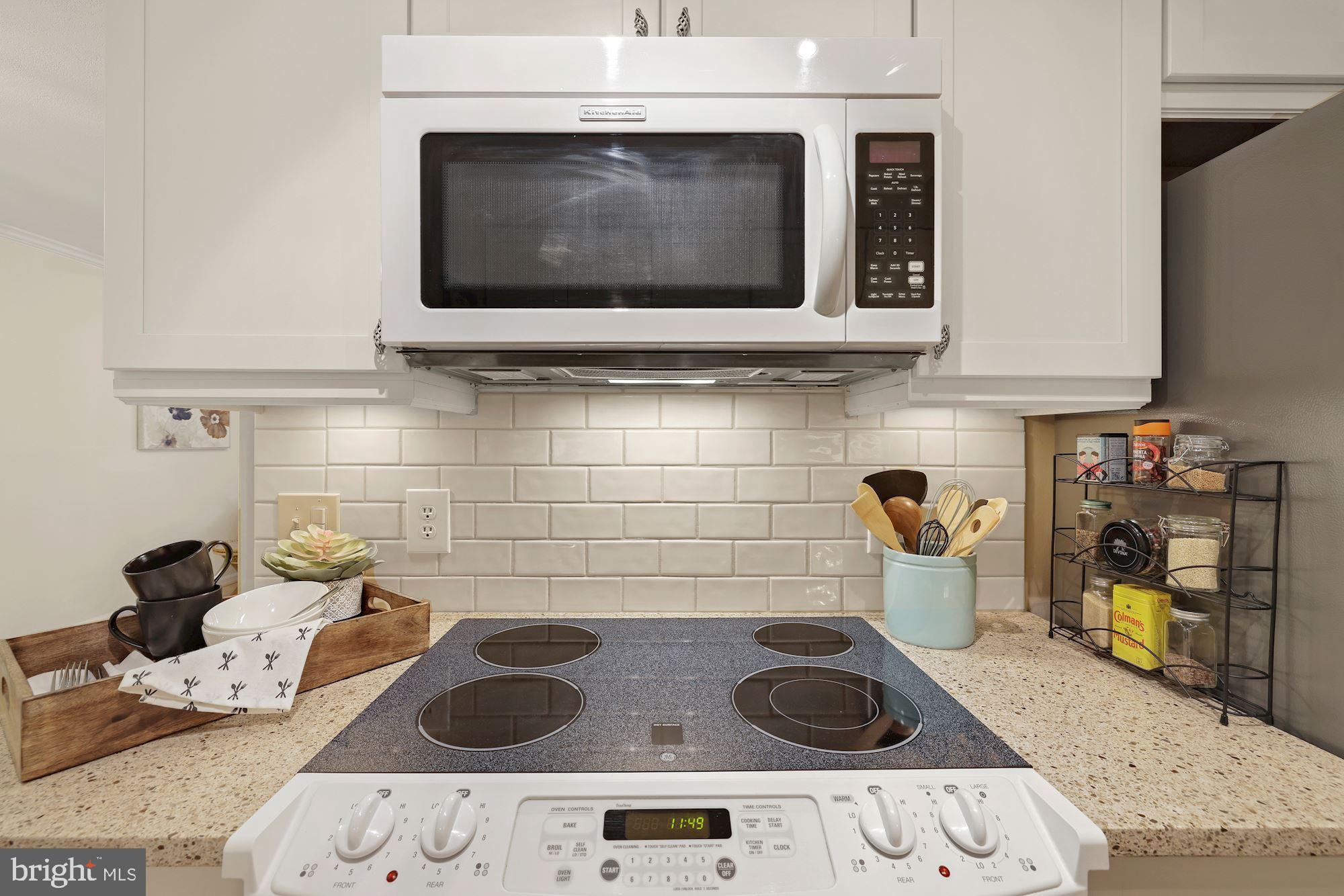 GABLES OF TUCKERMAN - Residential Lease