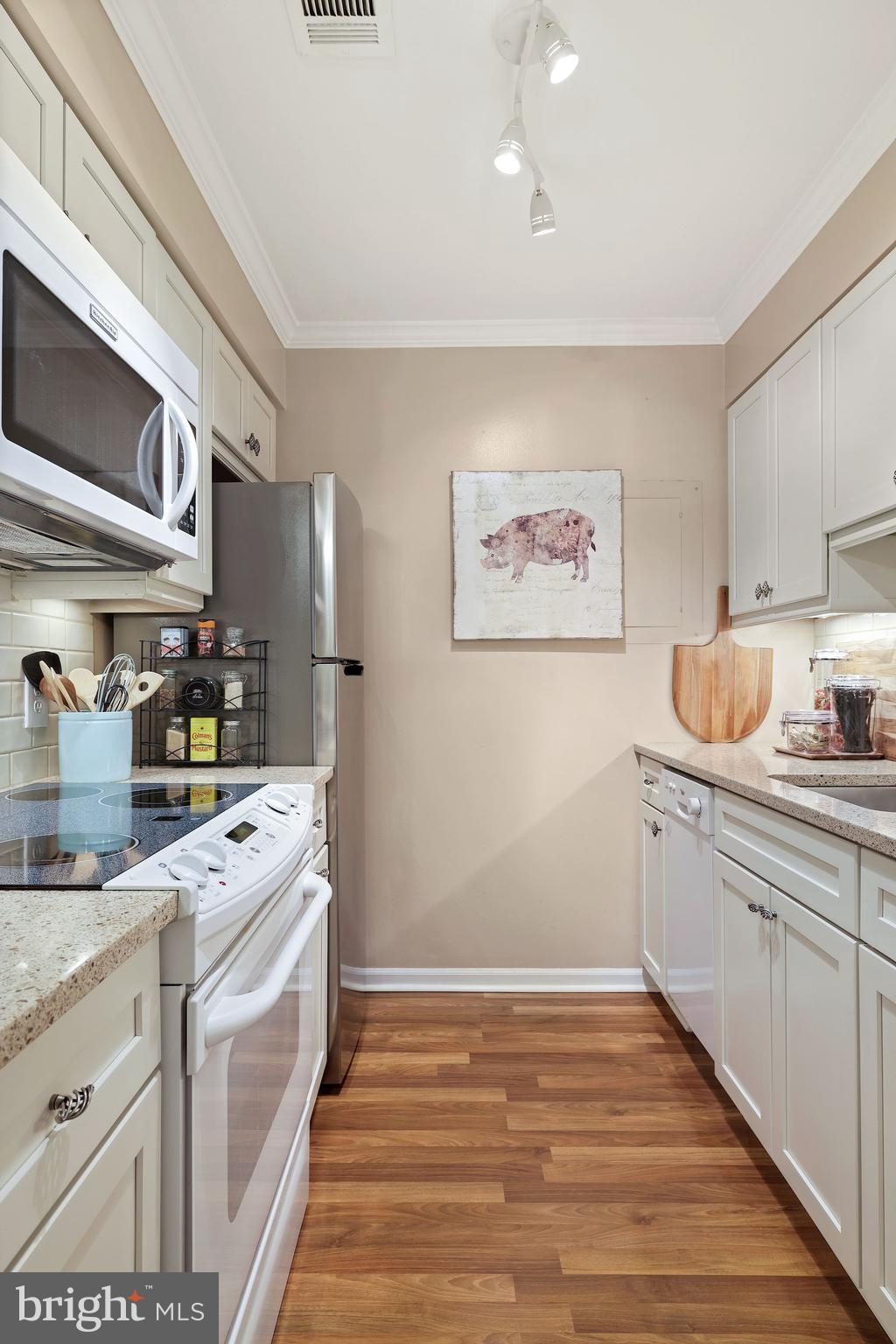 GABLES OF TUCKERMAN - Residential Lease