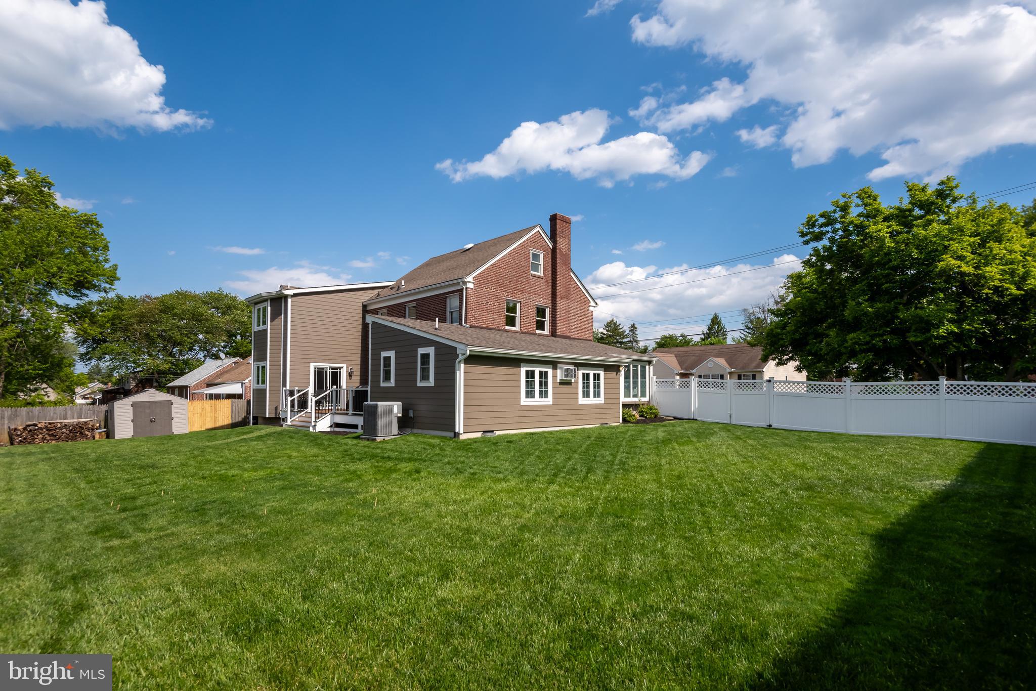 MCDANIEL HEIGHTS - Residential
