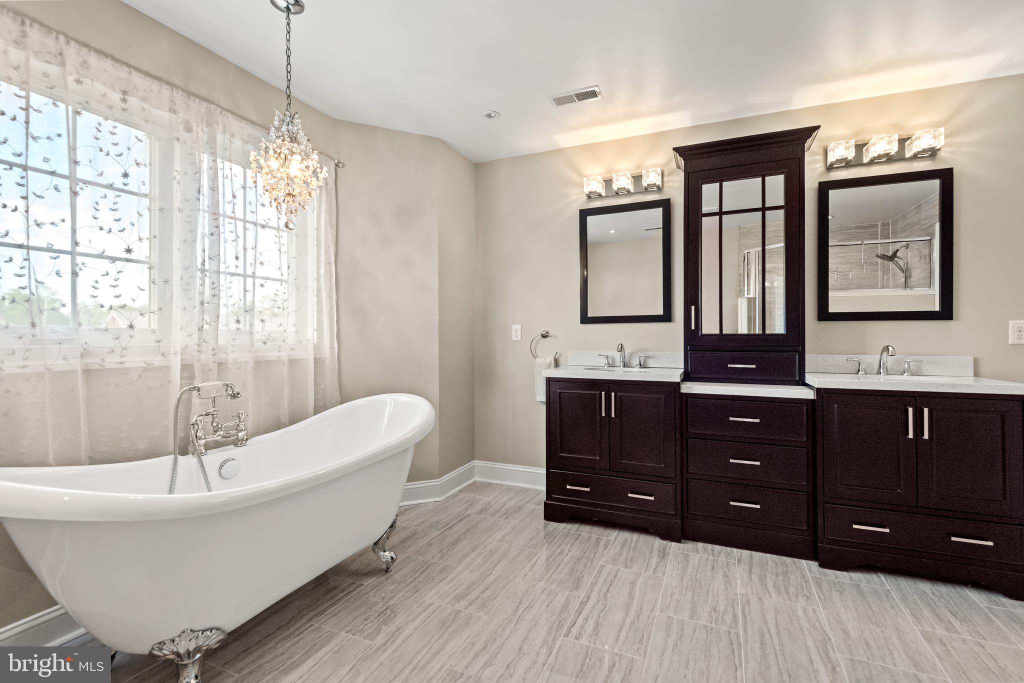 MCDANIEL HEIGHTS - Residential