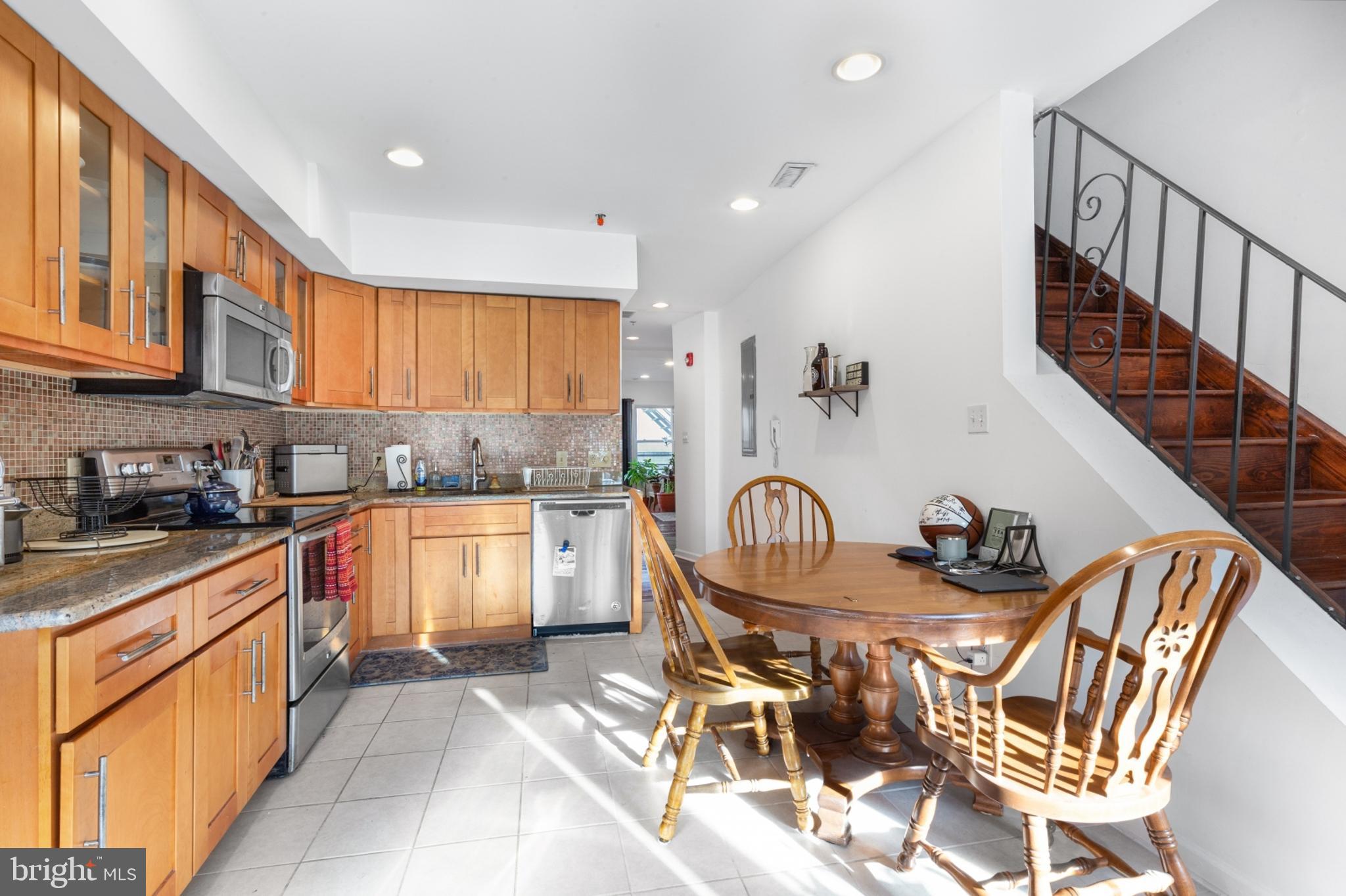 FISHTOWN - Residential Lease