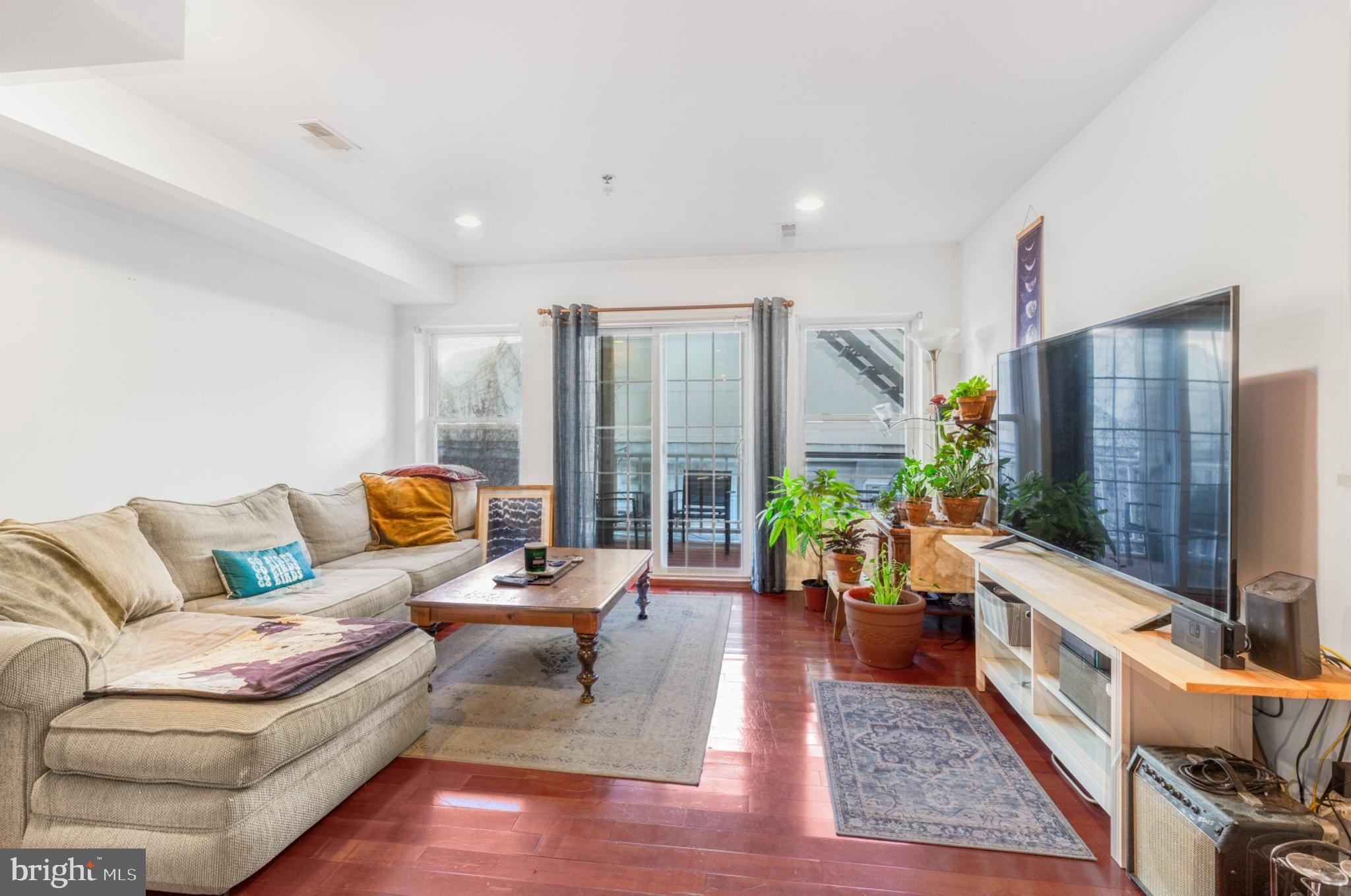 FISHTOWN - Residential Lease