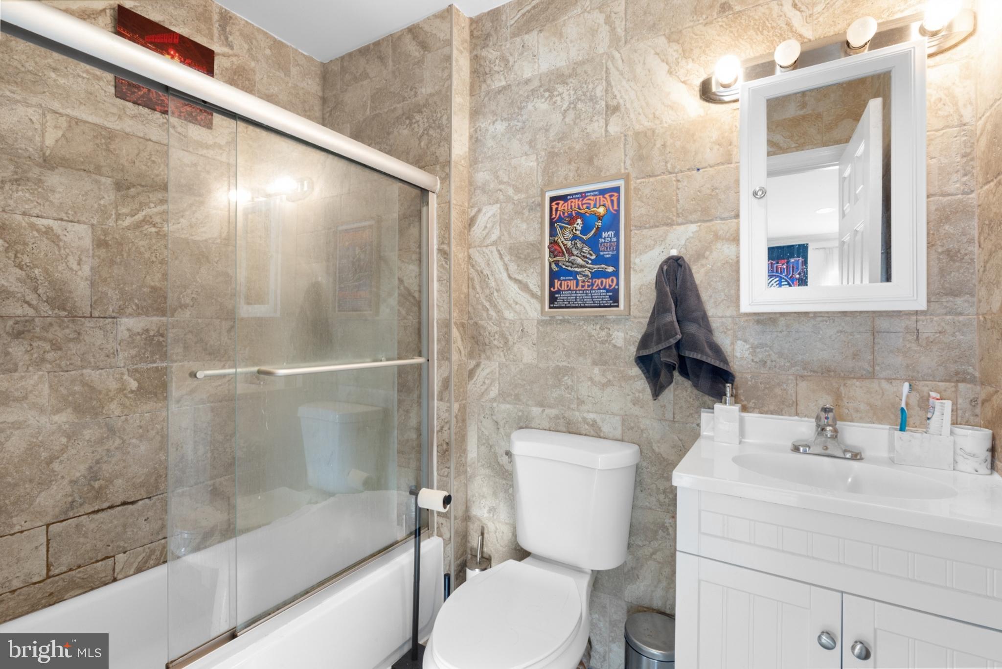 FISHTOWN - Residential Lease