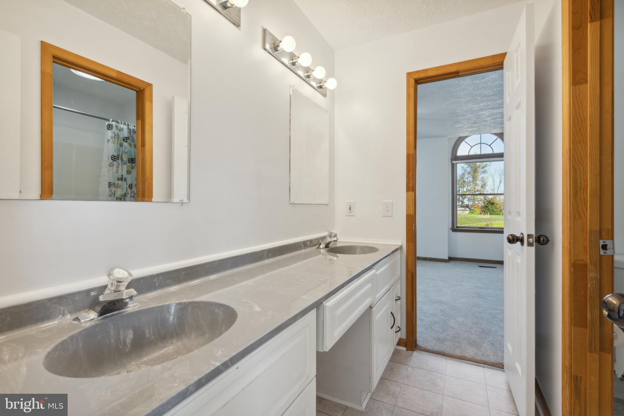 COVENTRY MEADOWS - Residential