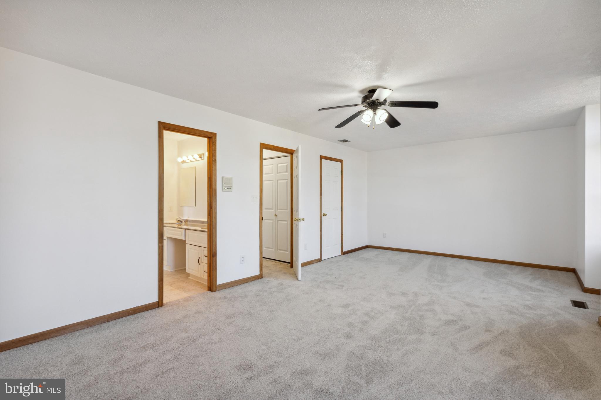 COVENTRY MEADOWS - Residential