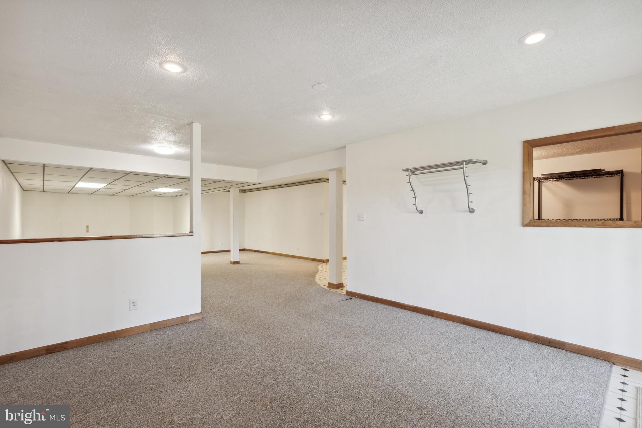 COVENTRY MEADOWS - Residential