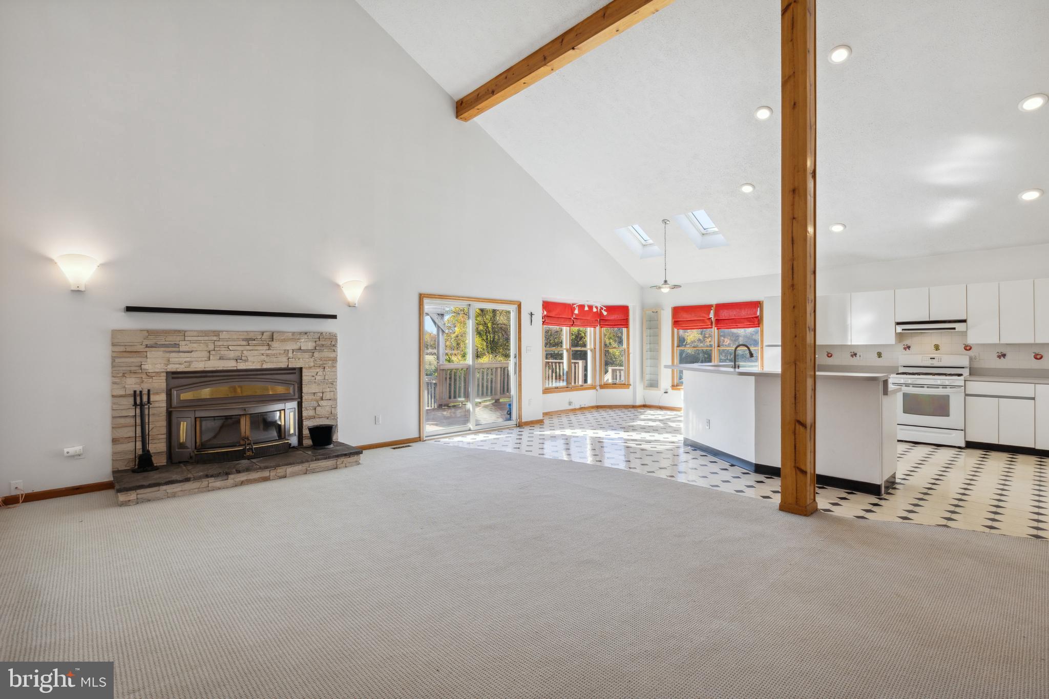 COVENTRY MEADOWS - Residential