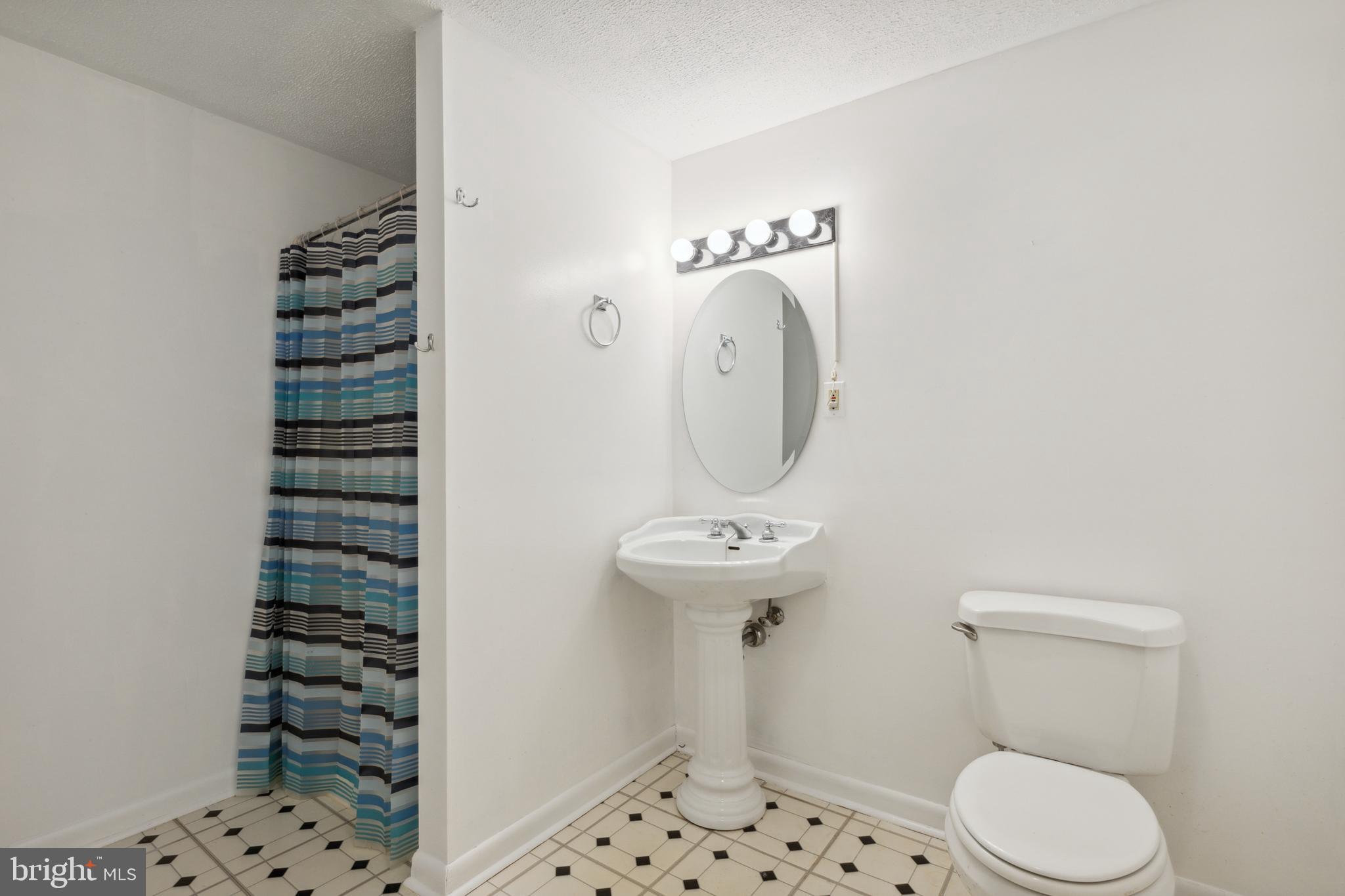 COVENTRY MEADOWS - Residential