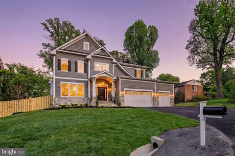 2335 DALE DRIVE FALLS CHURCH VA 22043