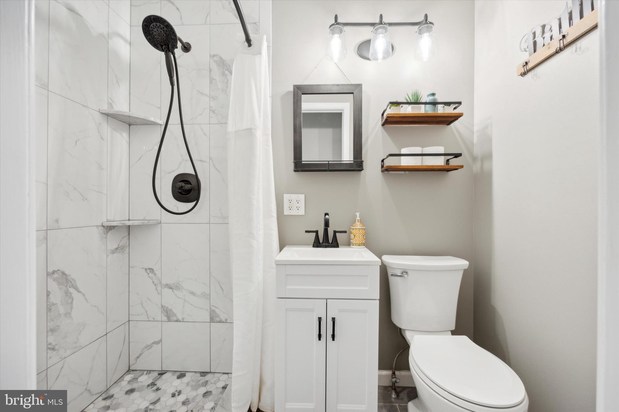 PELHAM GREEN - Residential