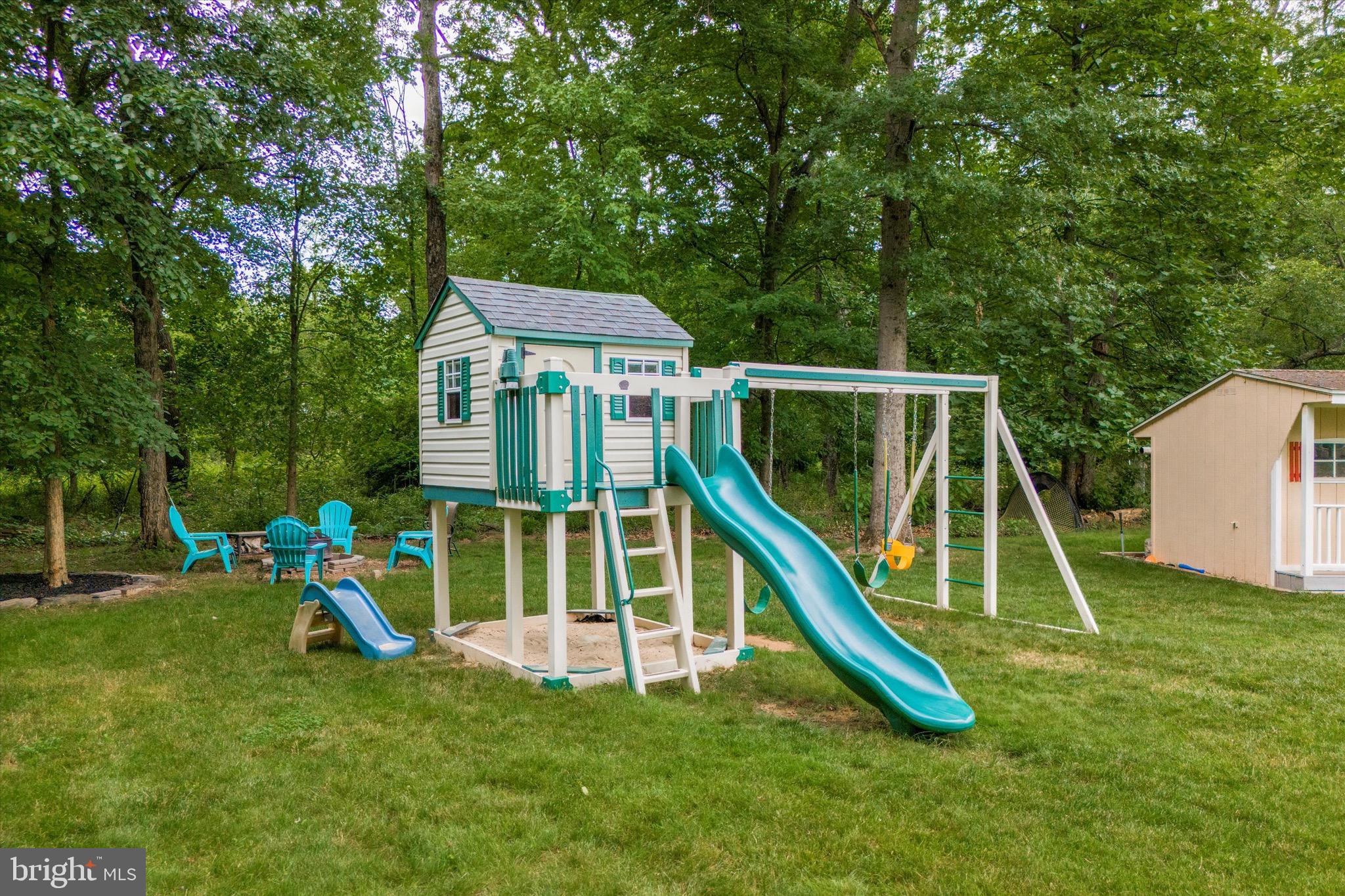 PELHAM GREEN - Residential