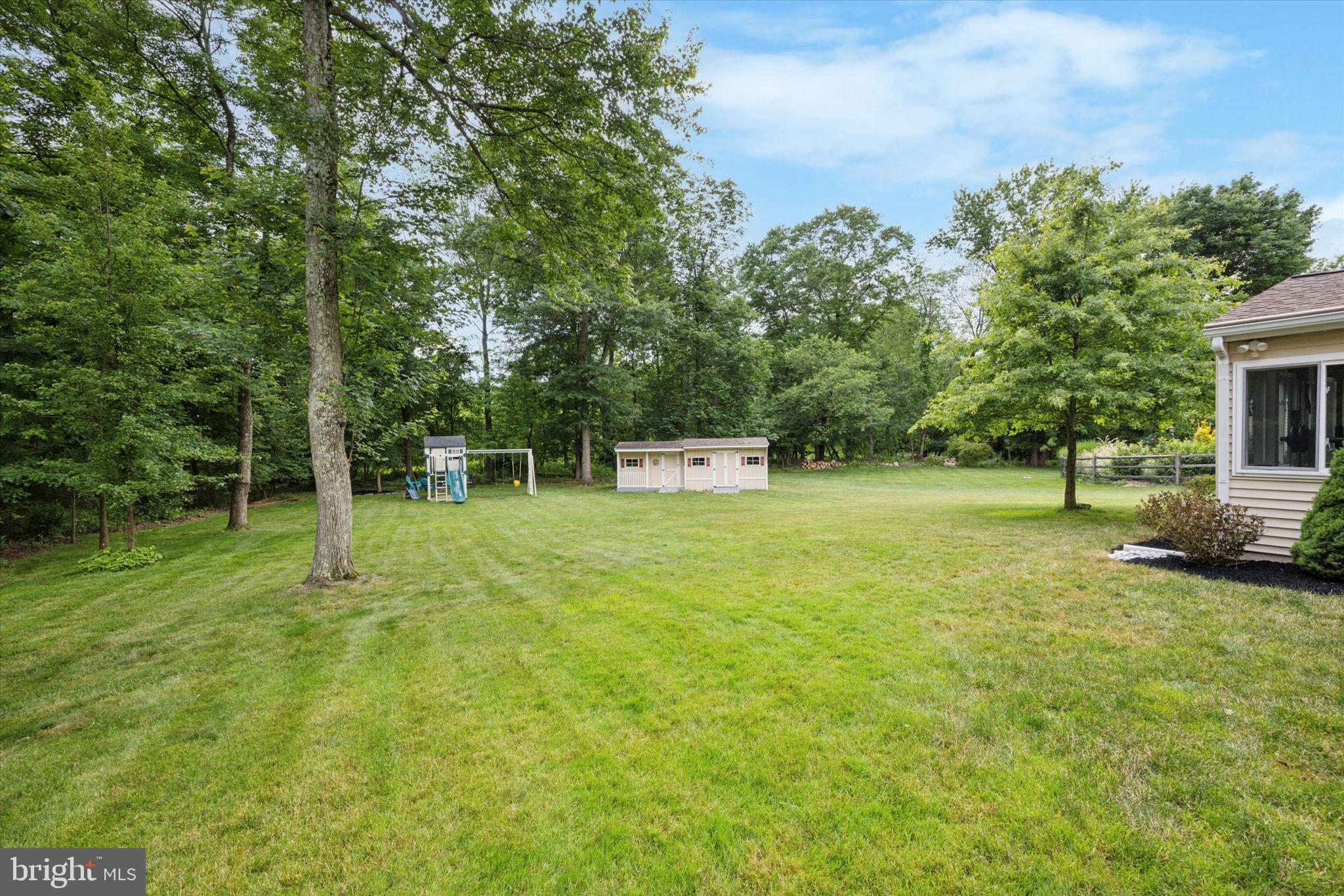 PELHAM GREEN - Residential