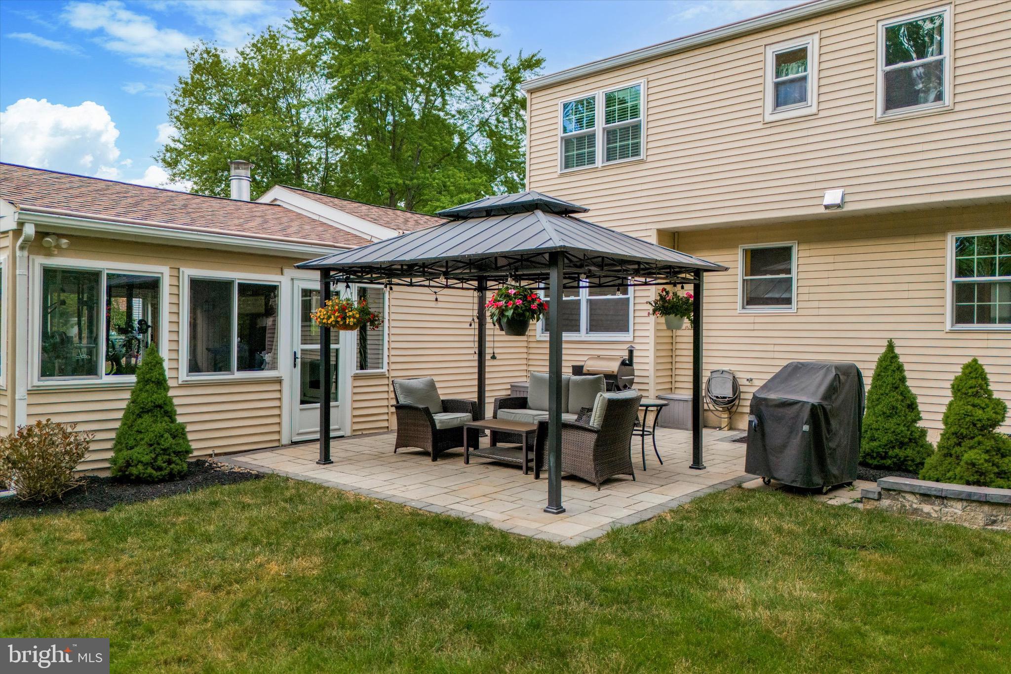 PELHAM GREEN - Residential