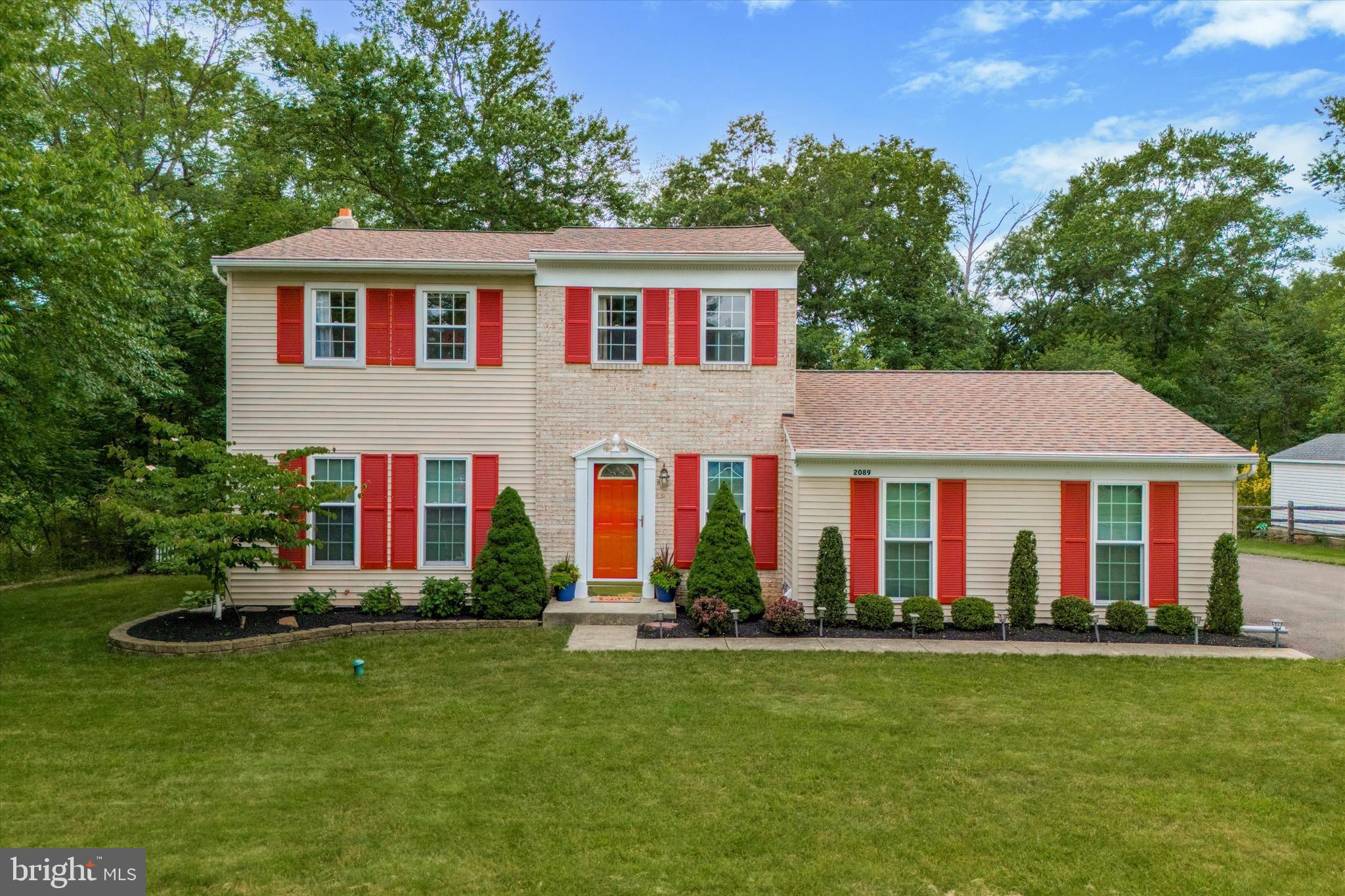 PELHAM GREEN - Residential