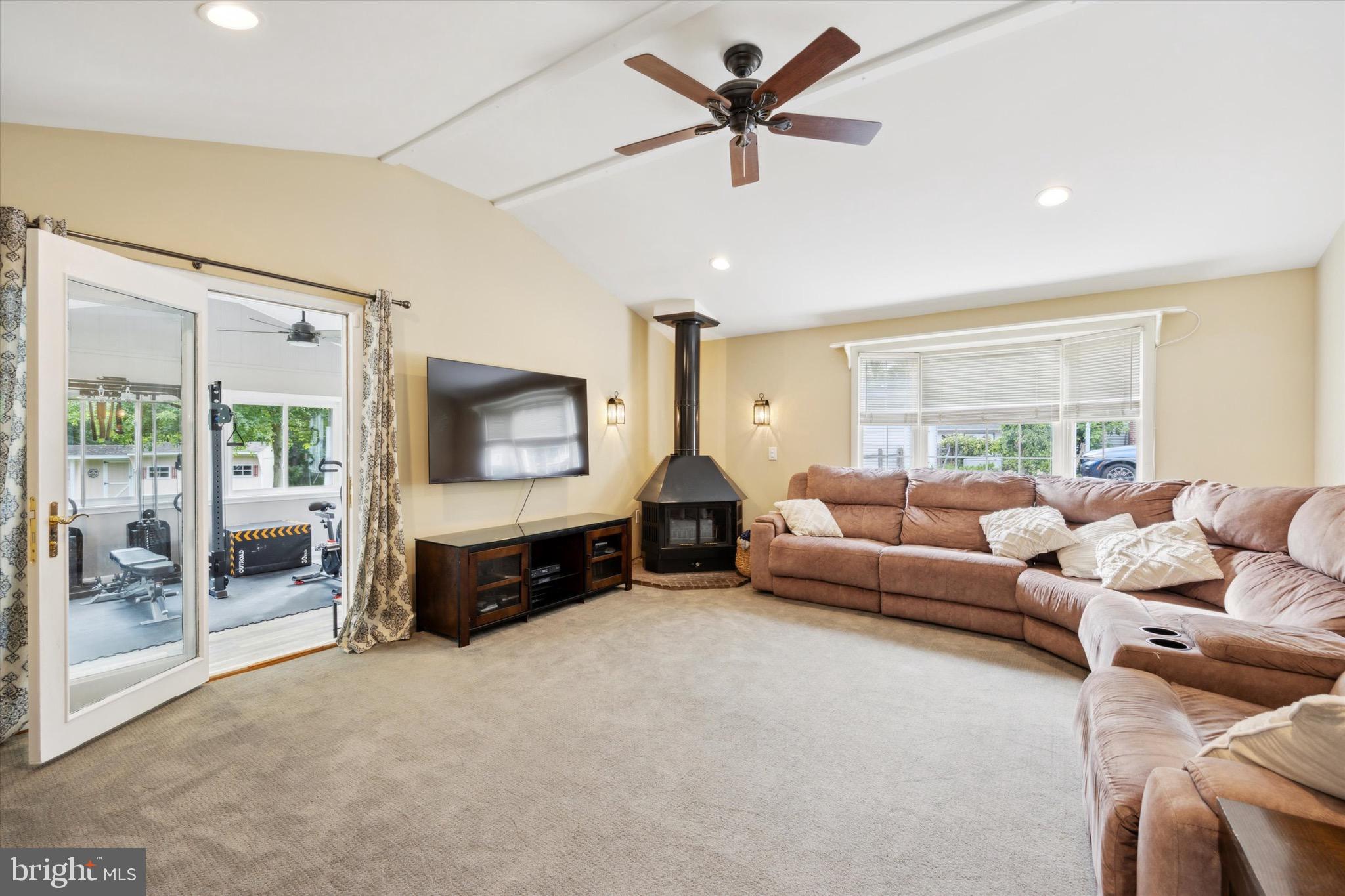 PELHAM GREEN - Residential