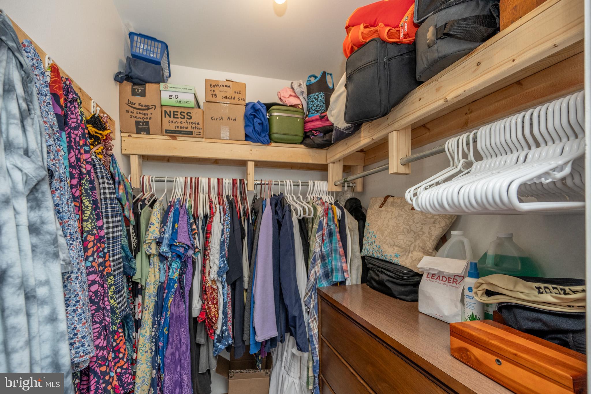 OAKLAND - Residential