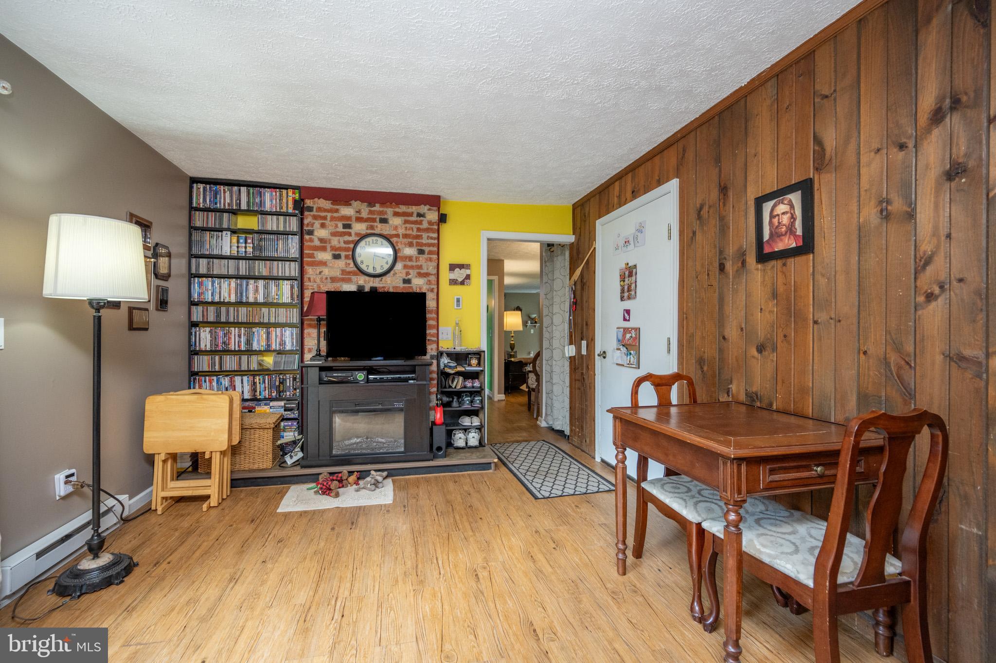 OAKLAND - Residential