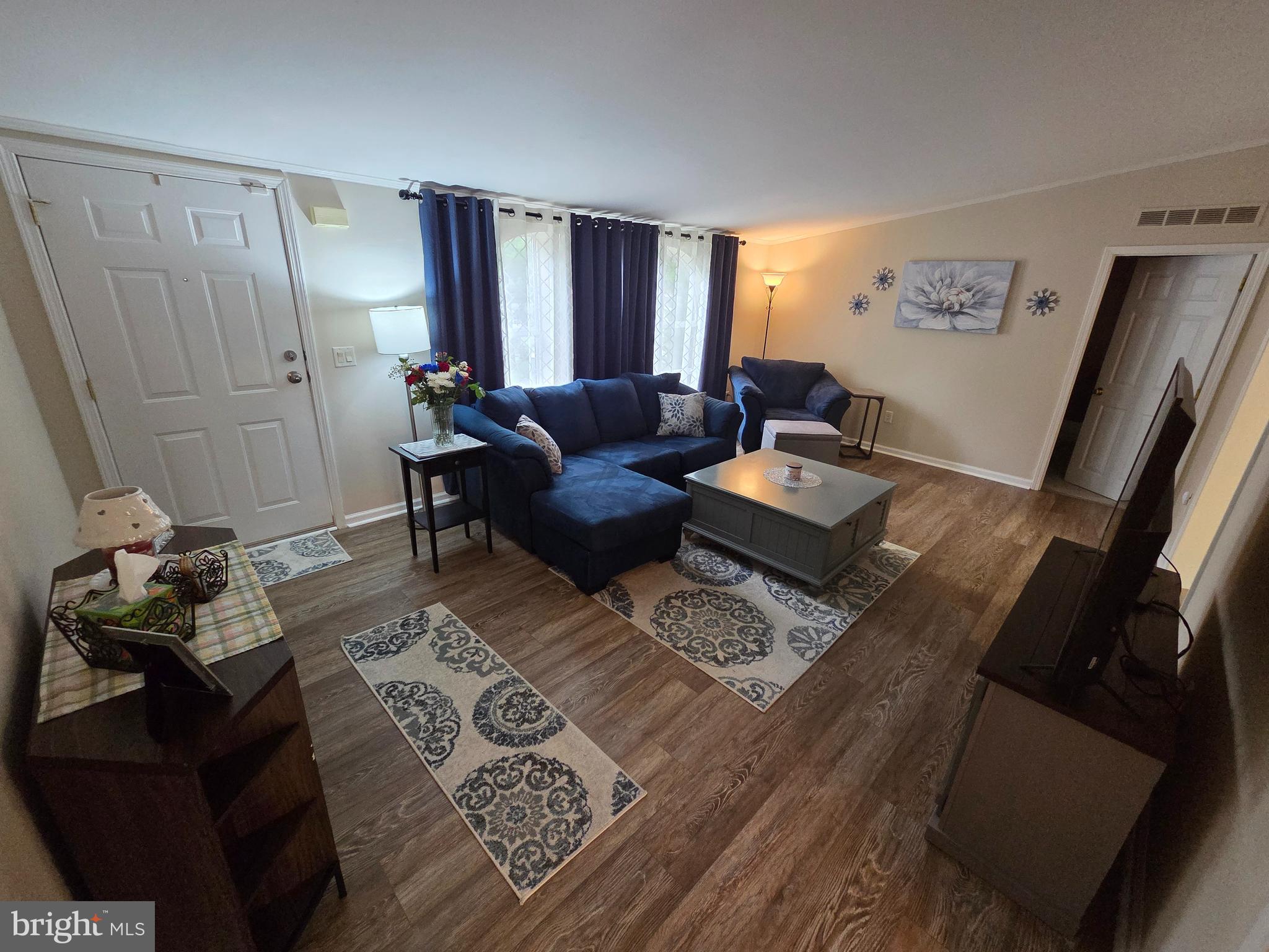 1 SHADYWOOD DRIVE