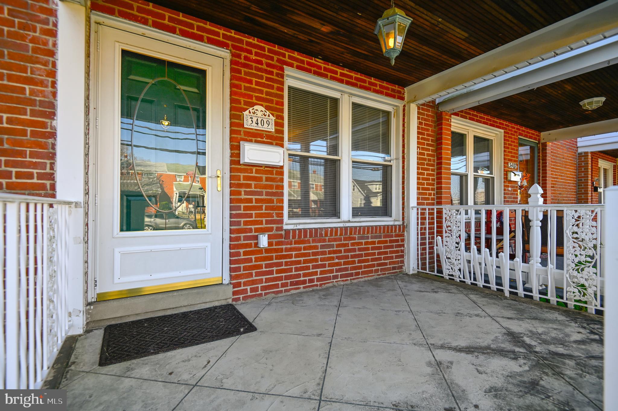 CHARLESMONT - Residential