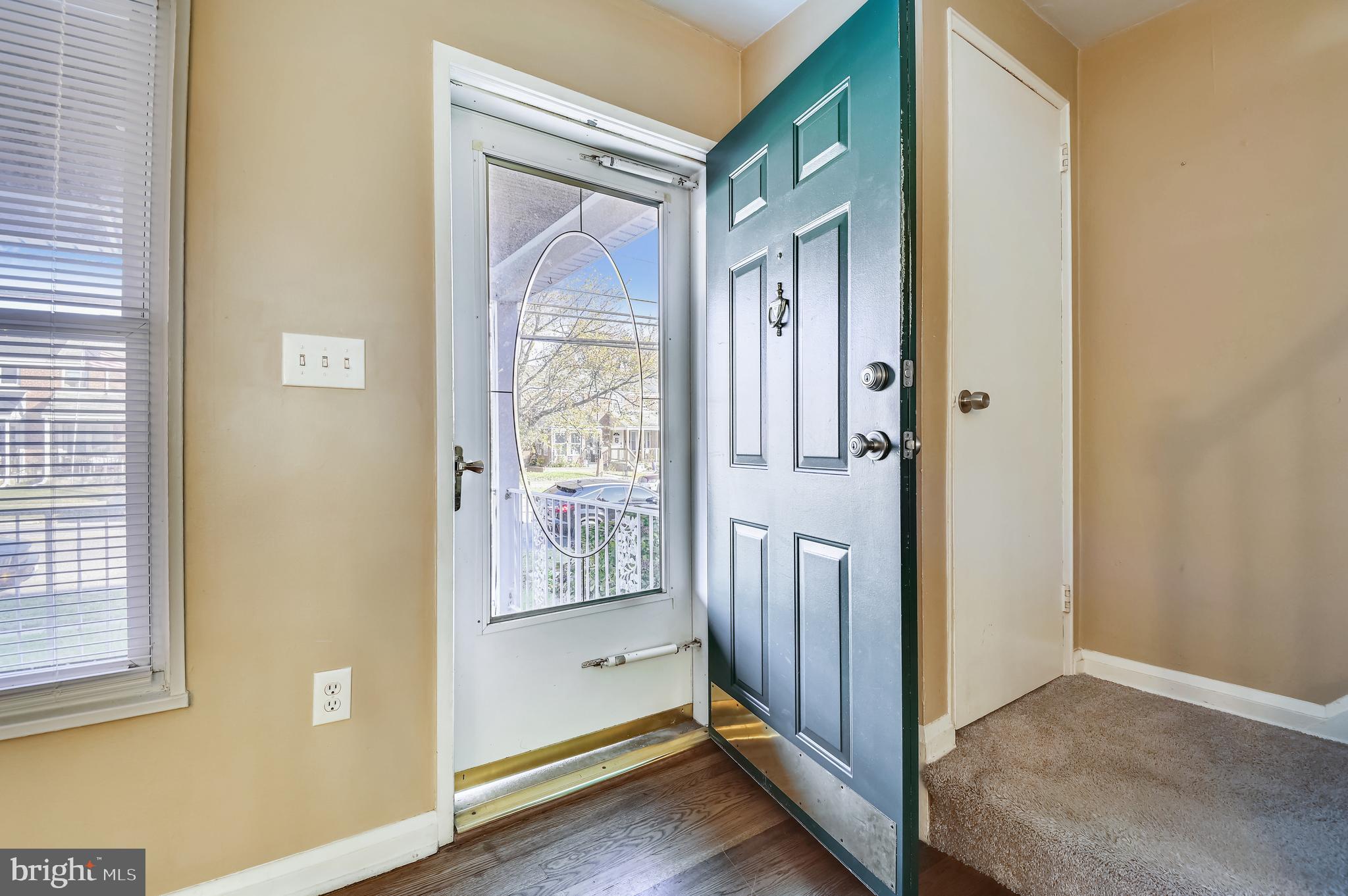 CHARLESMONT - Residential