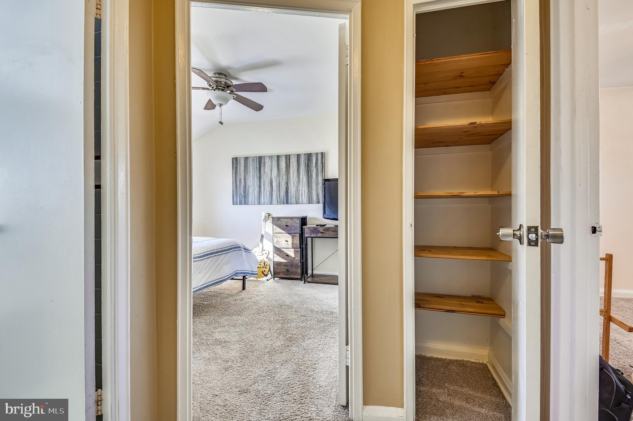 CHARLESMONT - Residential