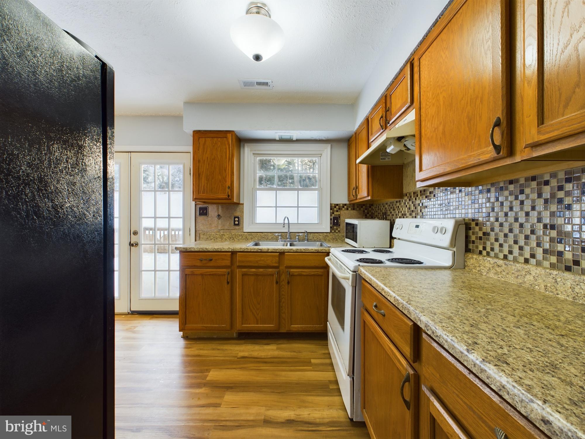 HOFFMAN HEIGHTS - Residential Lease