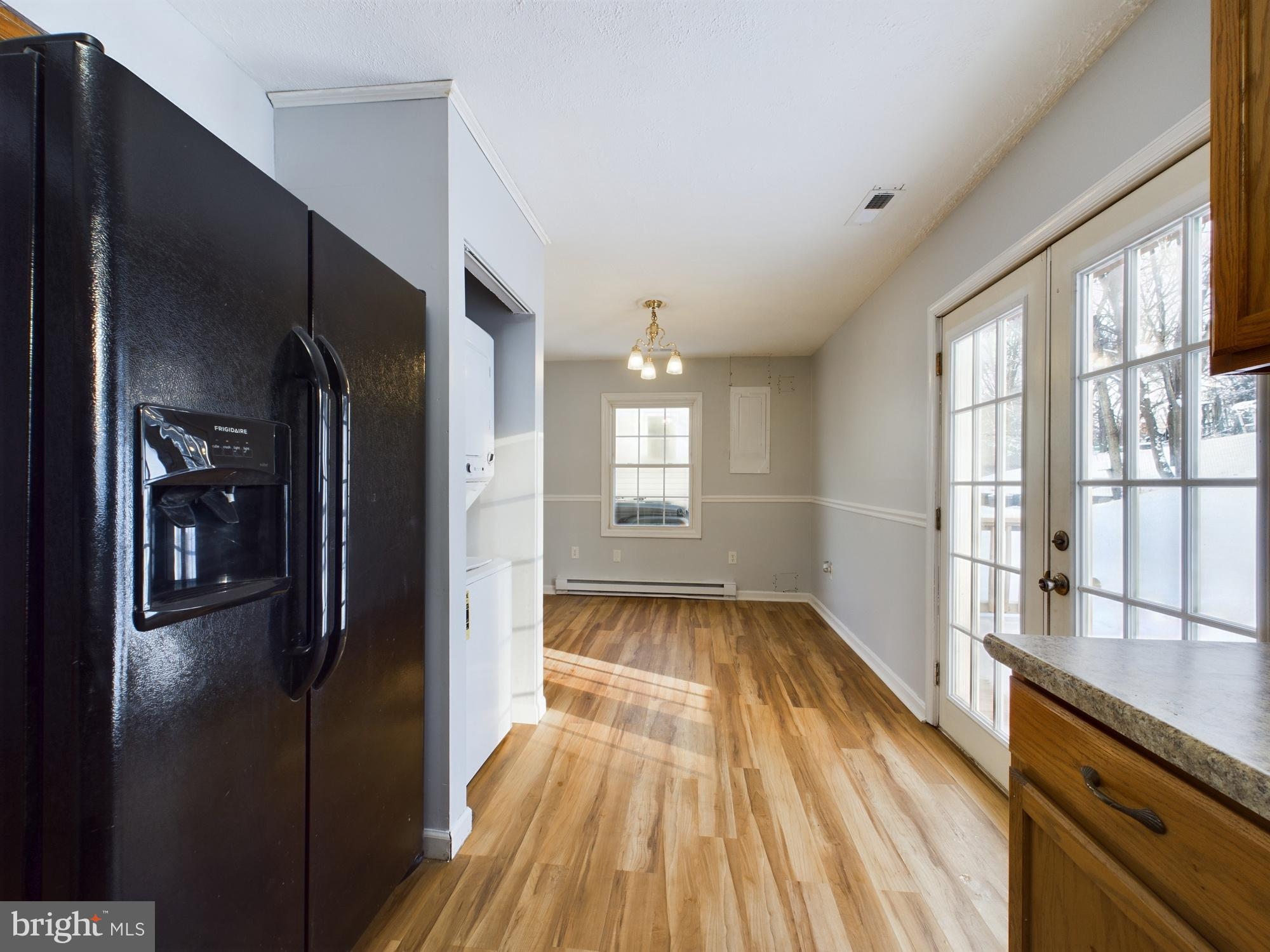 HOFFMAN HEIGHTS - Residential Lease