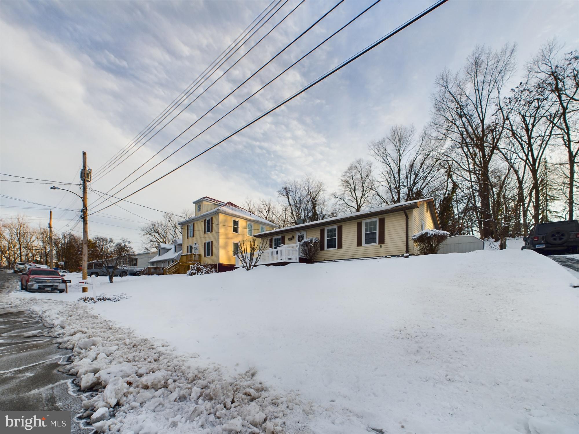 HOFFMAN HEIGHTS - Residential Lease