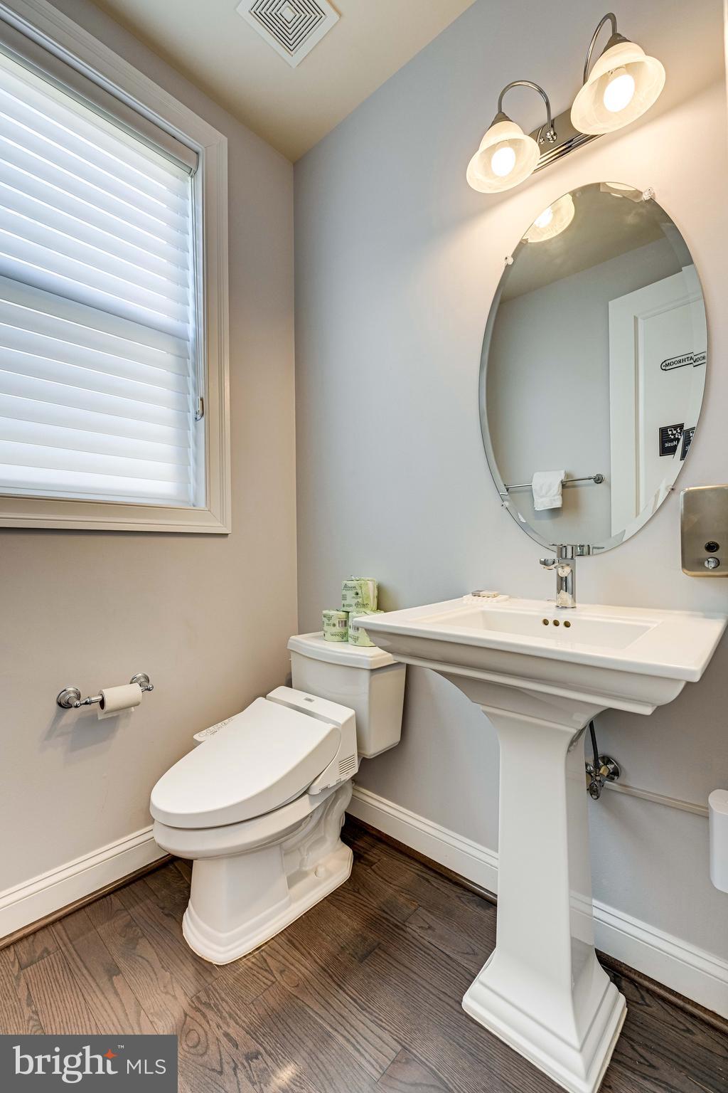 ONE LOUDOUN LAND BAY B - Residential