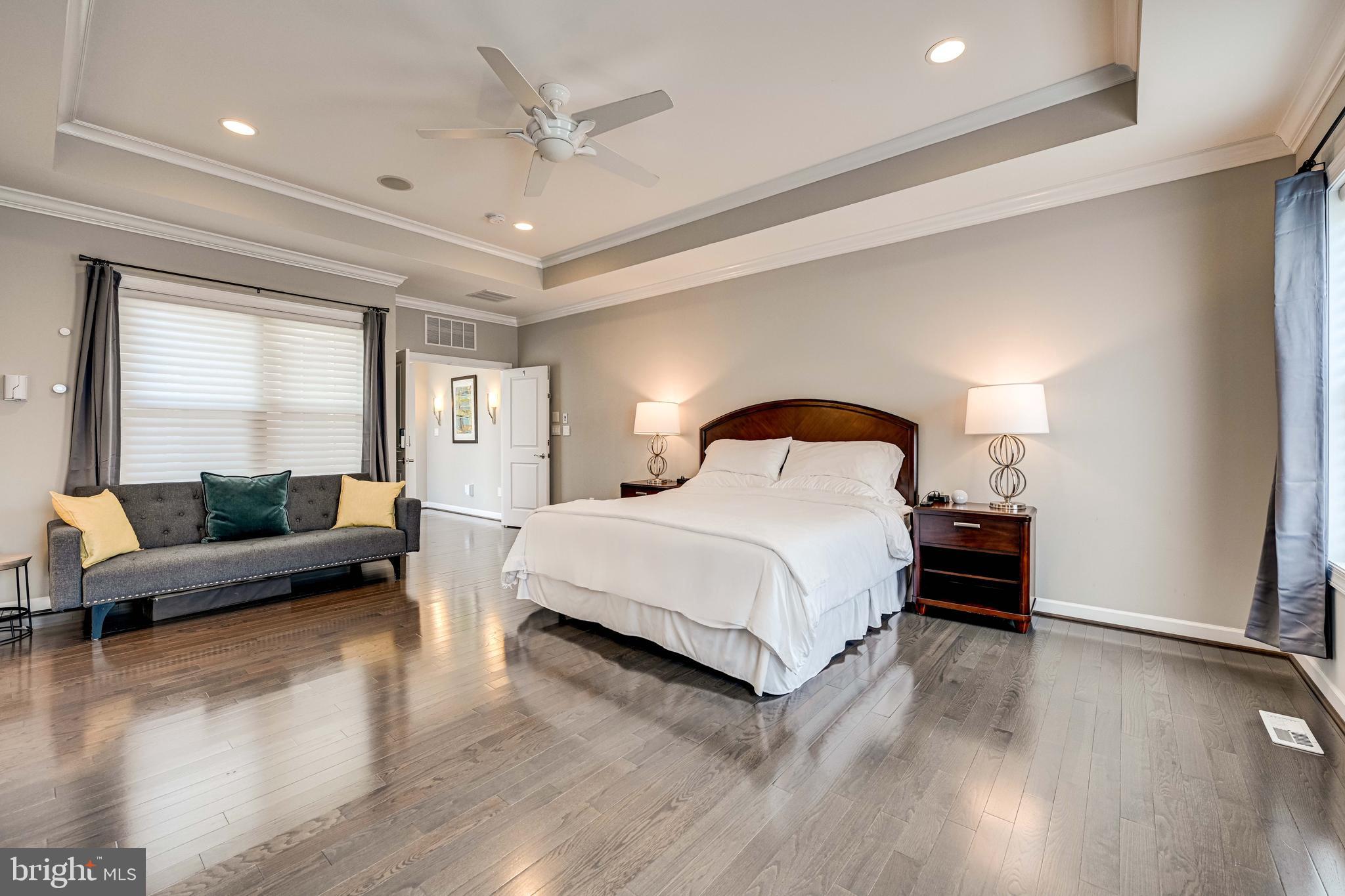 ONE LOUDOUN LAND BAY B - Residential