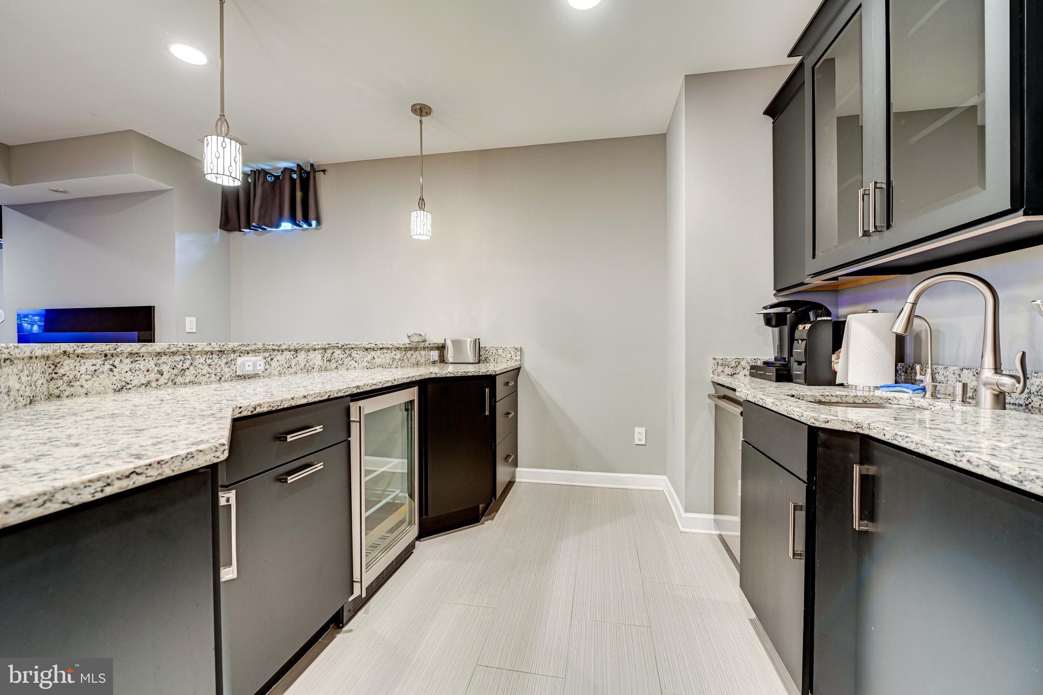 ONE LOUDOUN LAND BAY B - Residential