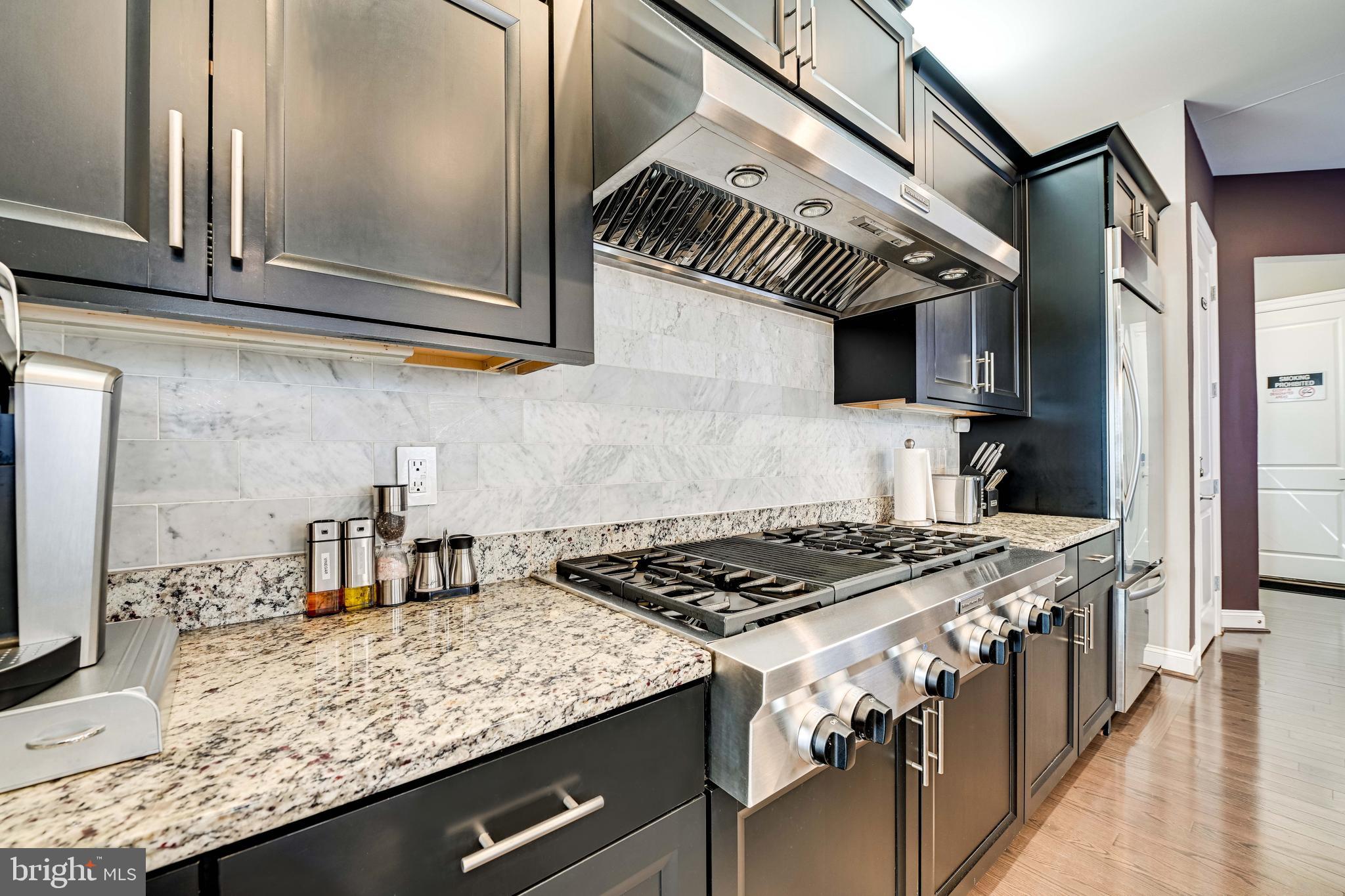 ONE LOUDOUN LAND BAY B - Residential