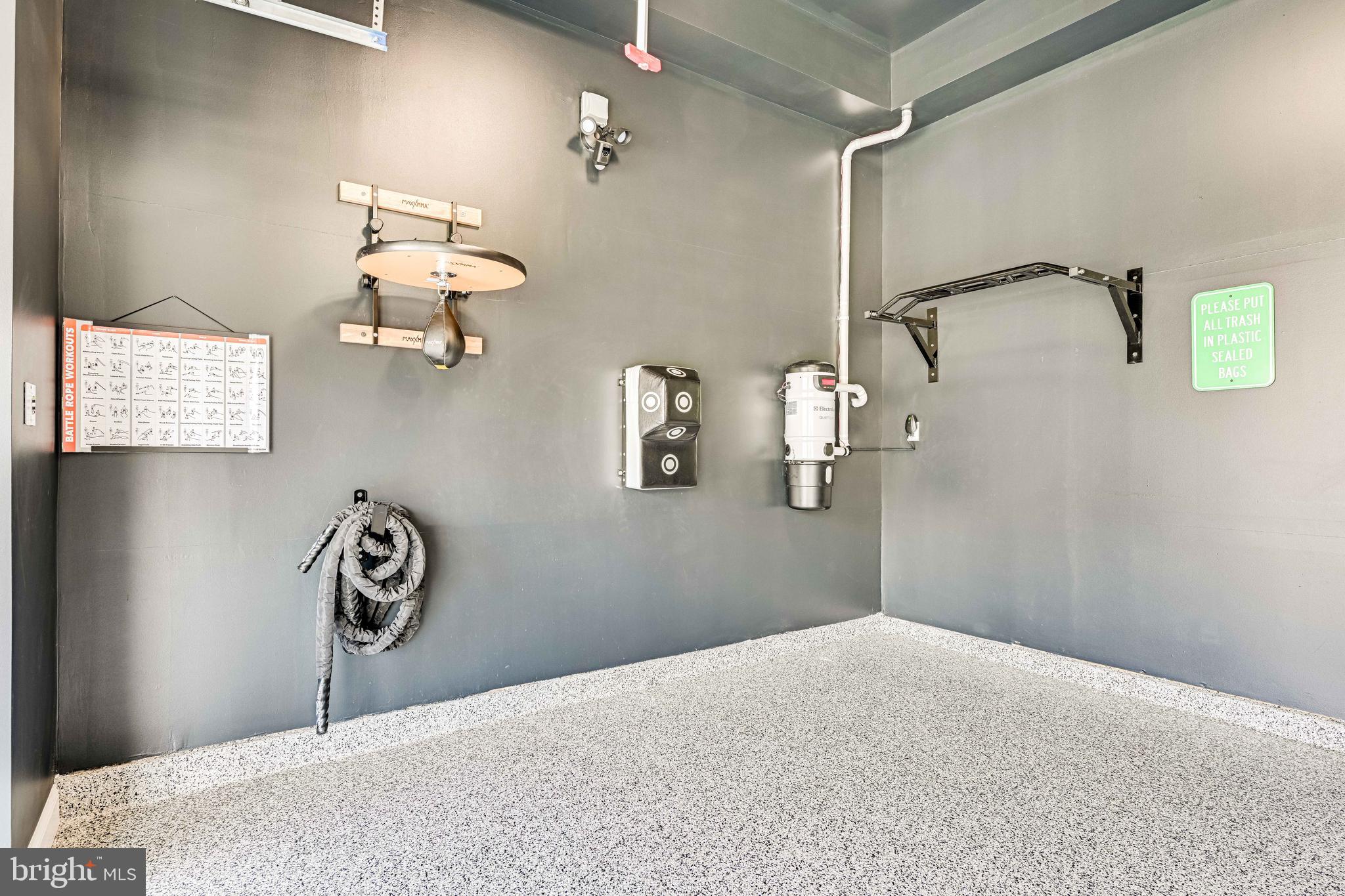 ONE LOUDOUN LAND BAY B - Residential